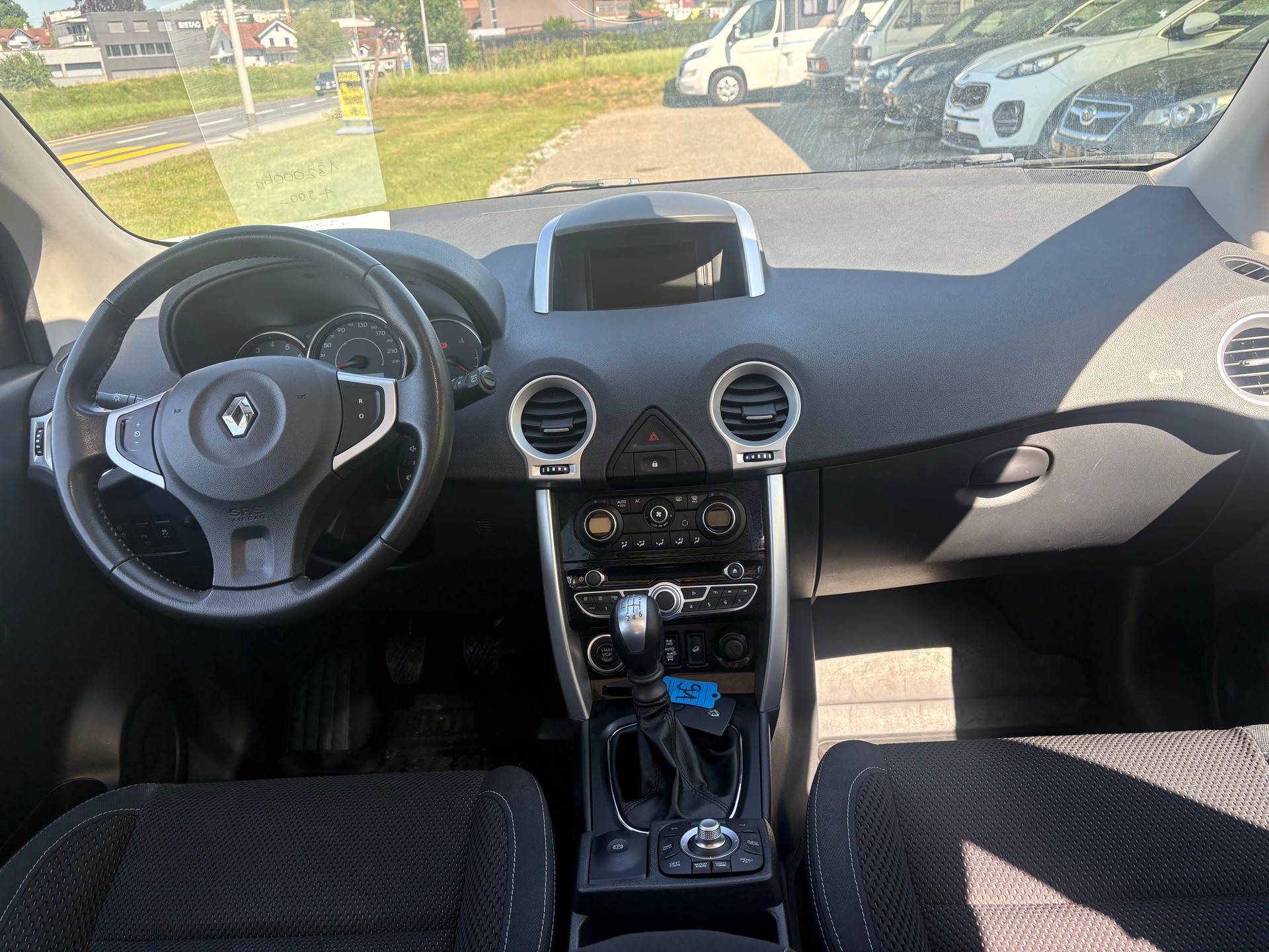 RENAULT Koleos 2.0 dCi Dynamique 4x4-image-10