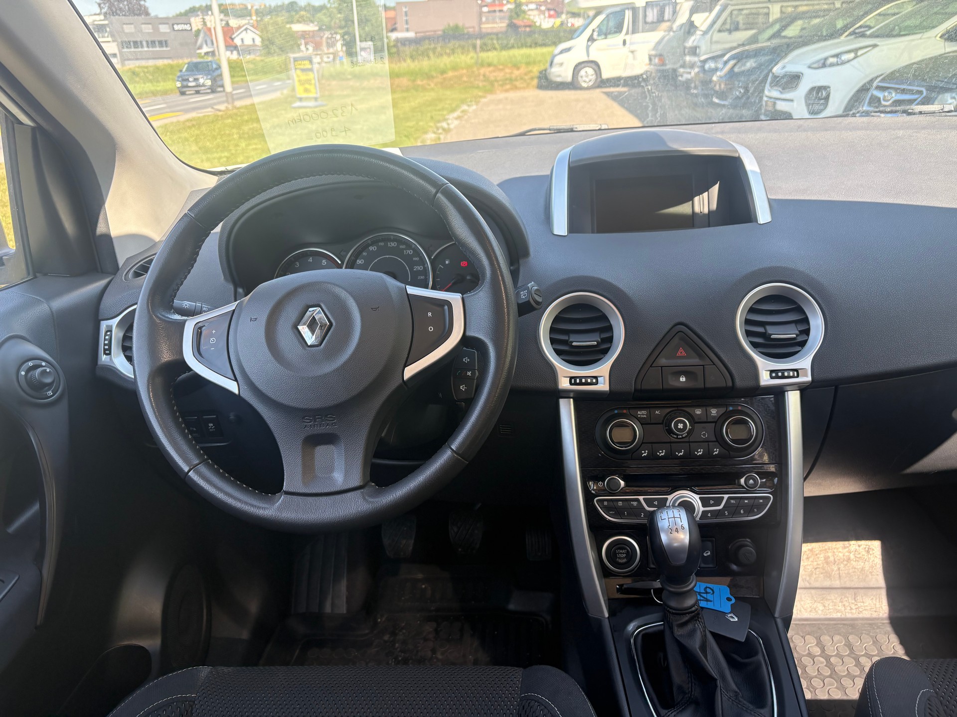 RENAULT Koleos 2.0 dCi Dynamique 4x4-image-11