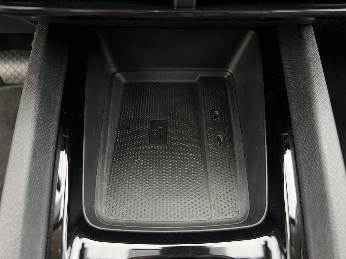 SKODA Octavia Combi 2.0 TDI DSG Style-image-24