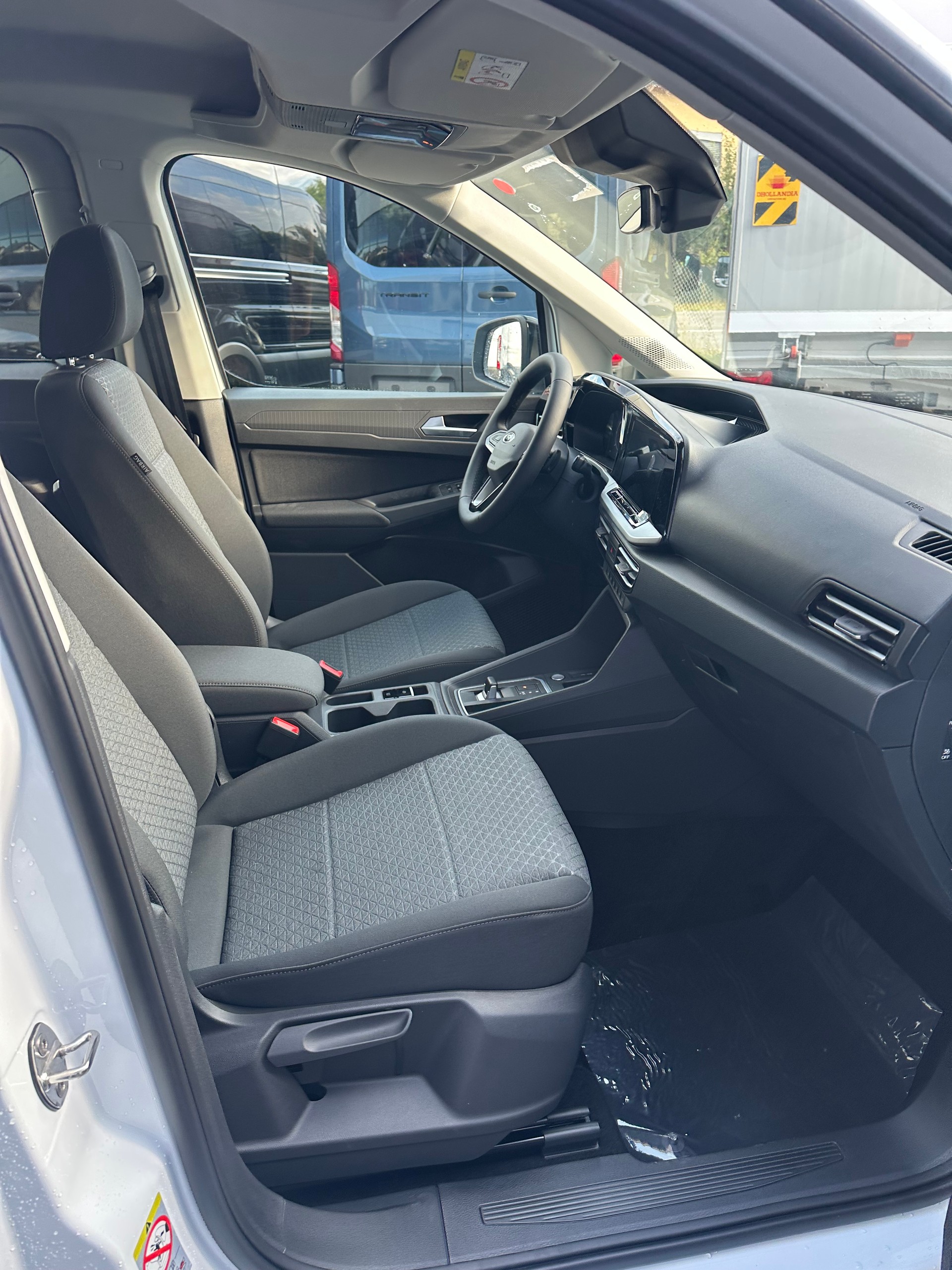 FORD TOURNEO CONNECT Grand 2.0 EcoB Titanium/122CV/Aut.-image-12