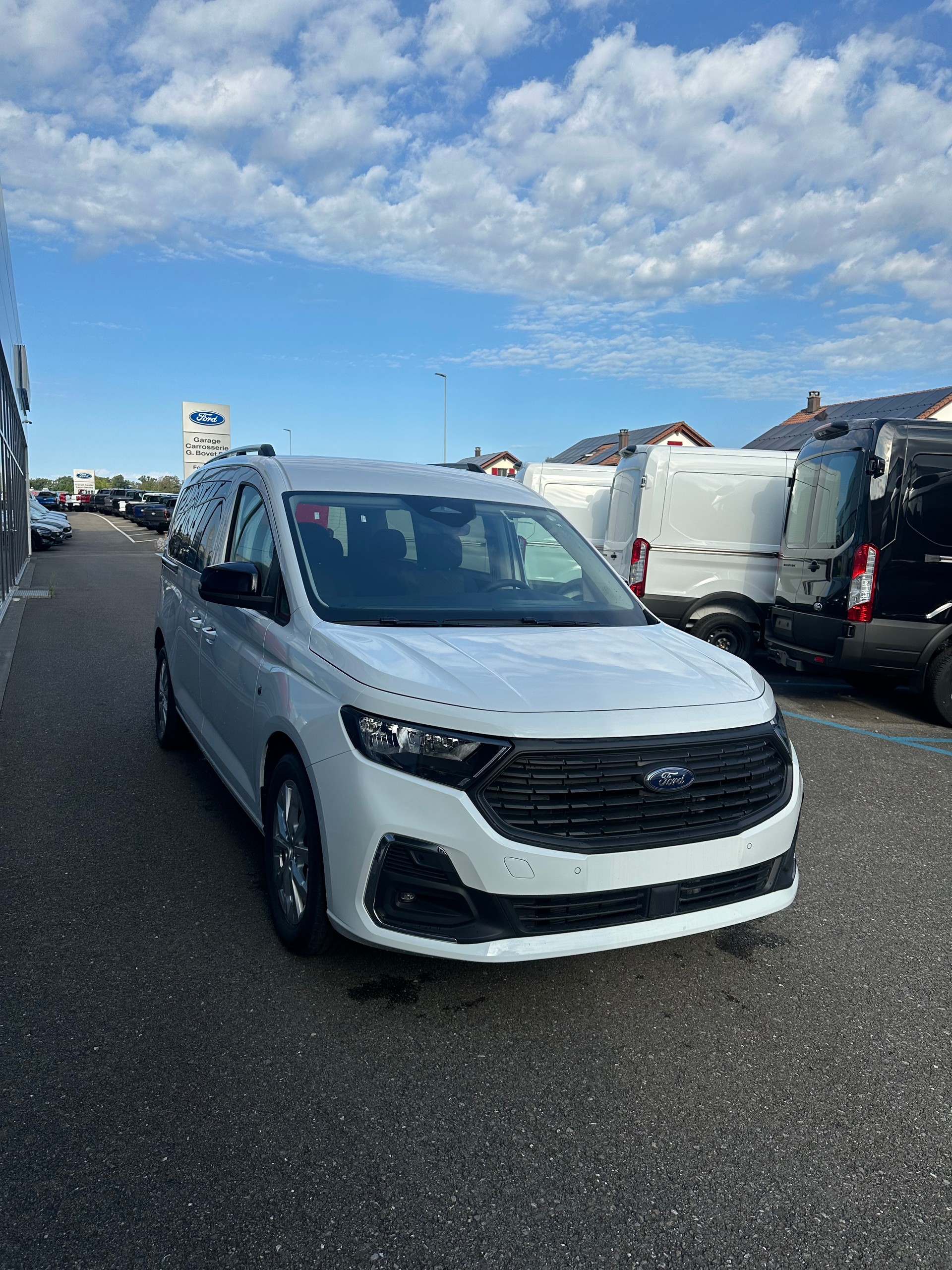 FORD TOURNEO CONNECT Grand 2.0 EcoB Titanium/122CV/Aut.-image-7
