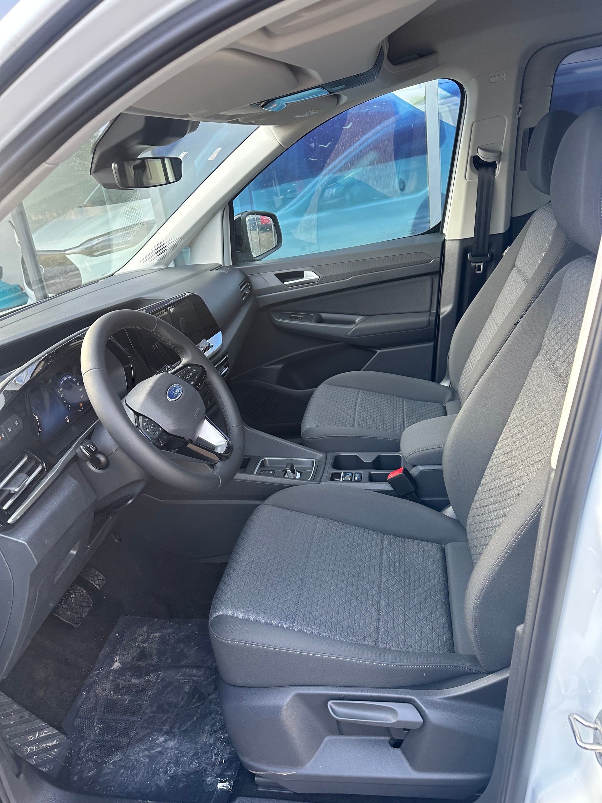 FORD TOURNEO CONNECT Grand 2.0 EcoB Titanium/122CV/Aut.-image-10