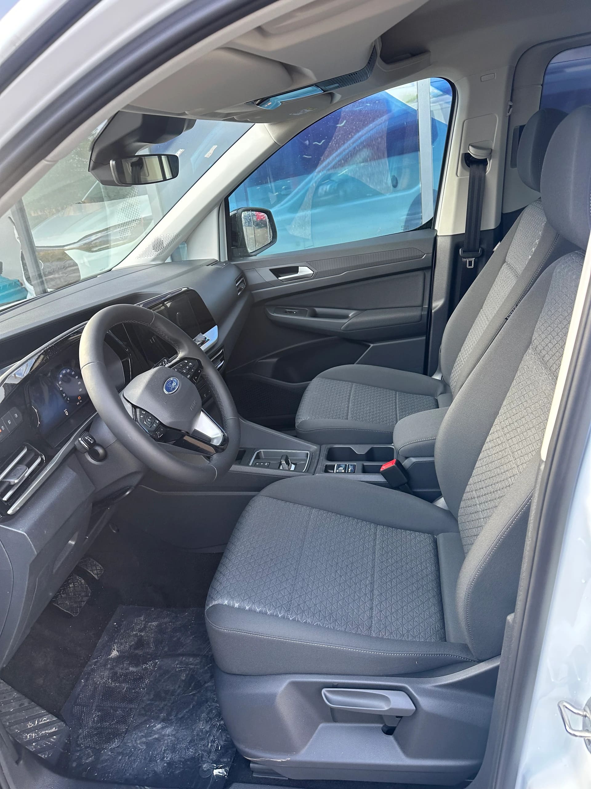 FORD TOURNEO CONNECT Grand 2.0 EcoB Titanium/122CV/Aut.-image-10