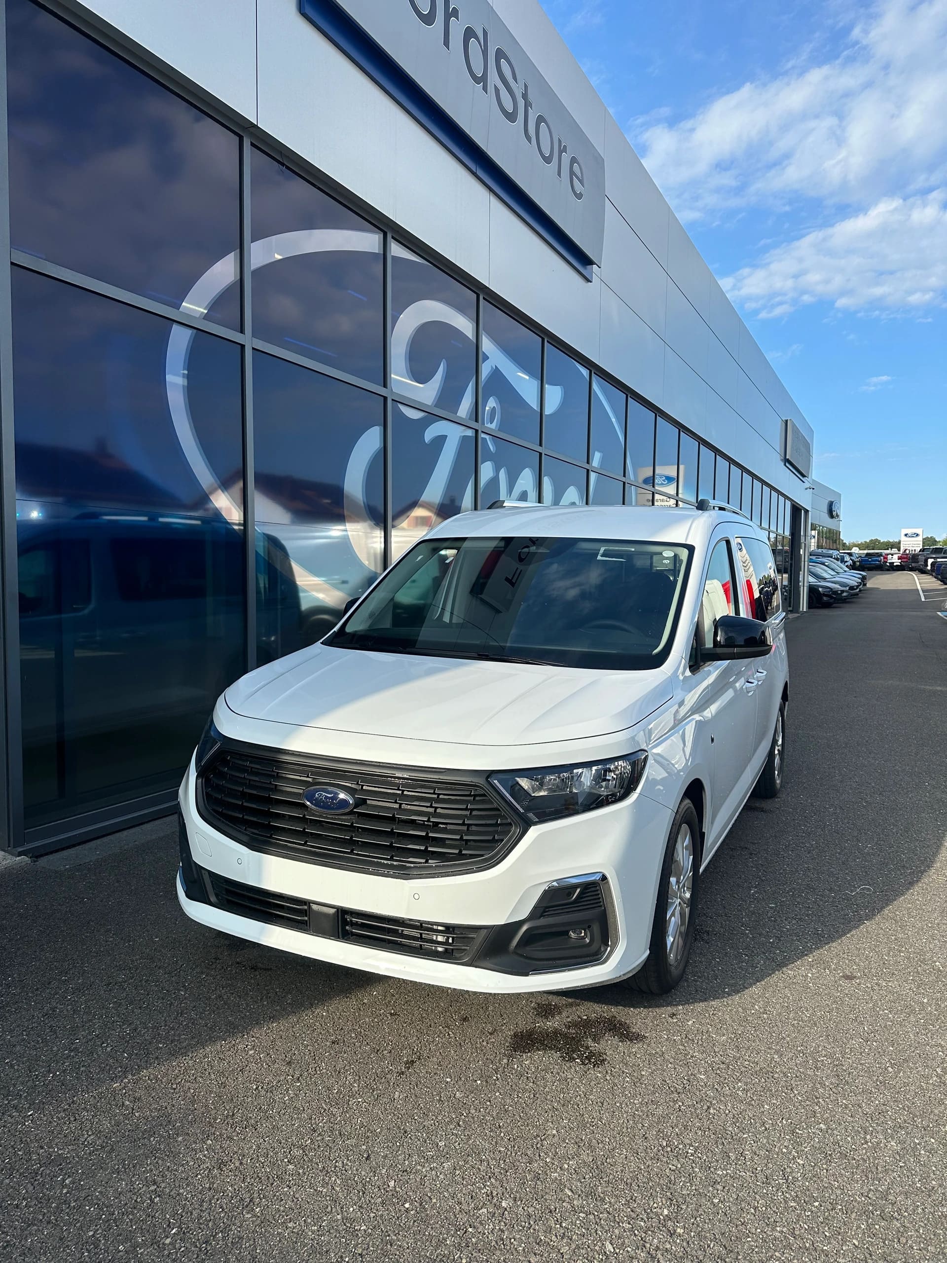 Car photo