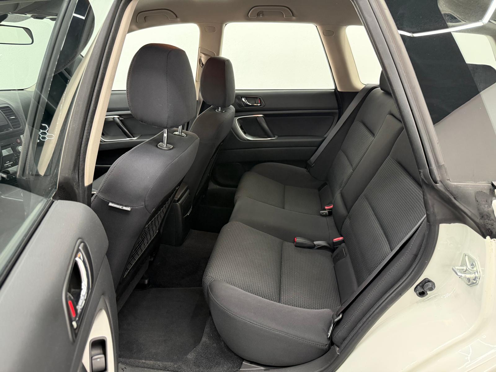 SUBARU Outback 2.5i AWD Swiss Automatic-image-7