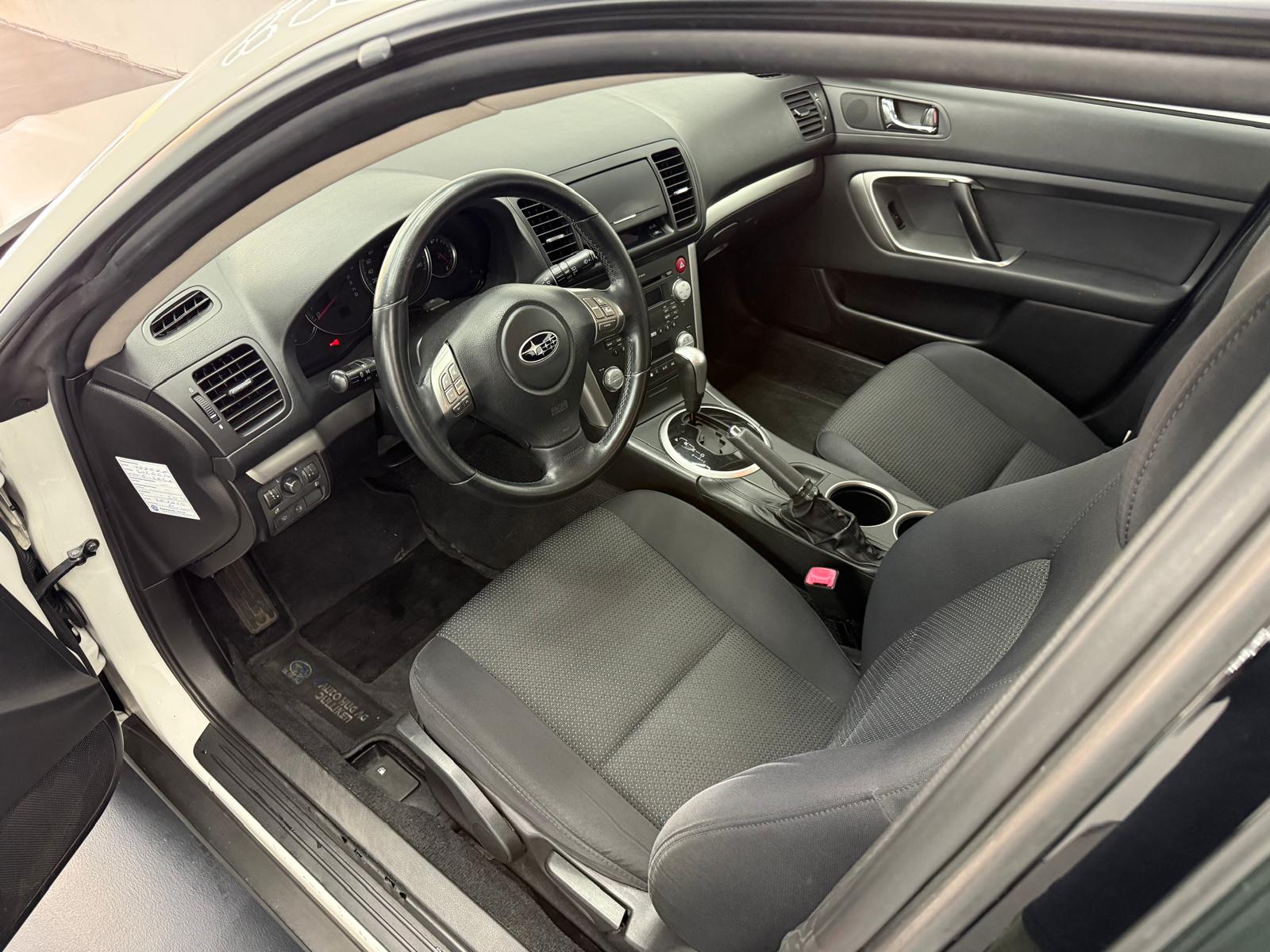 SUBARU Outback 2.5i AWD Swiss Automatic-image-6