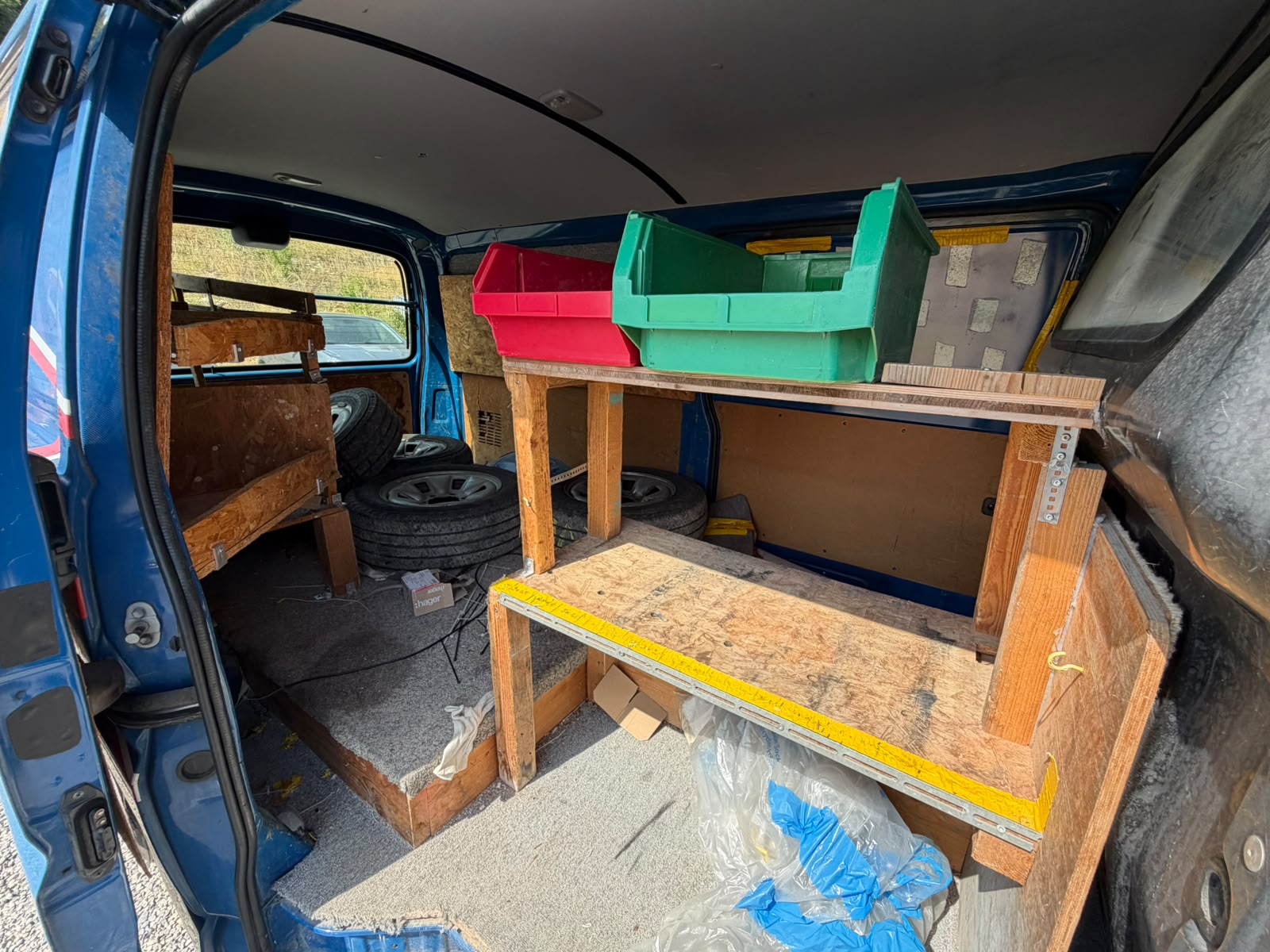 TOYOTA Hiace D-4D Kombi/Werk 4WD-image-17