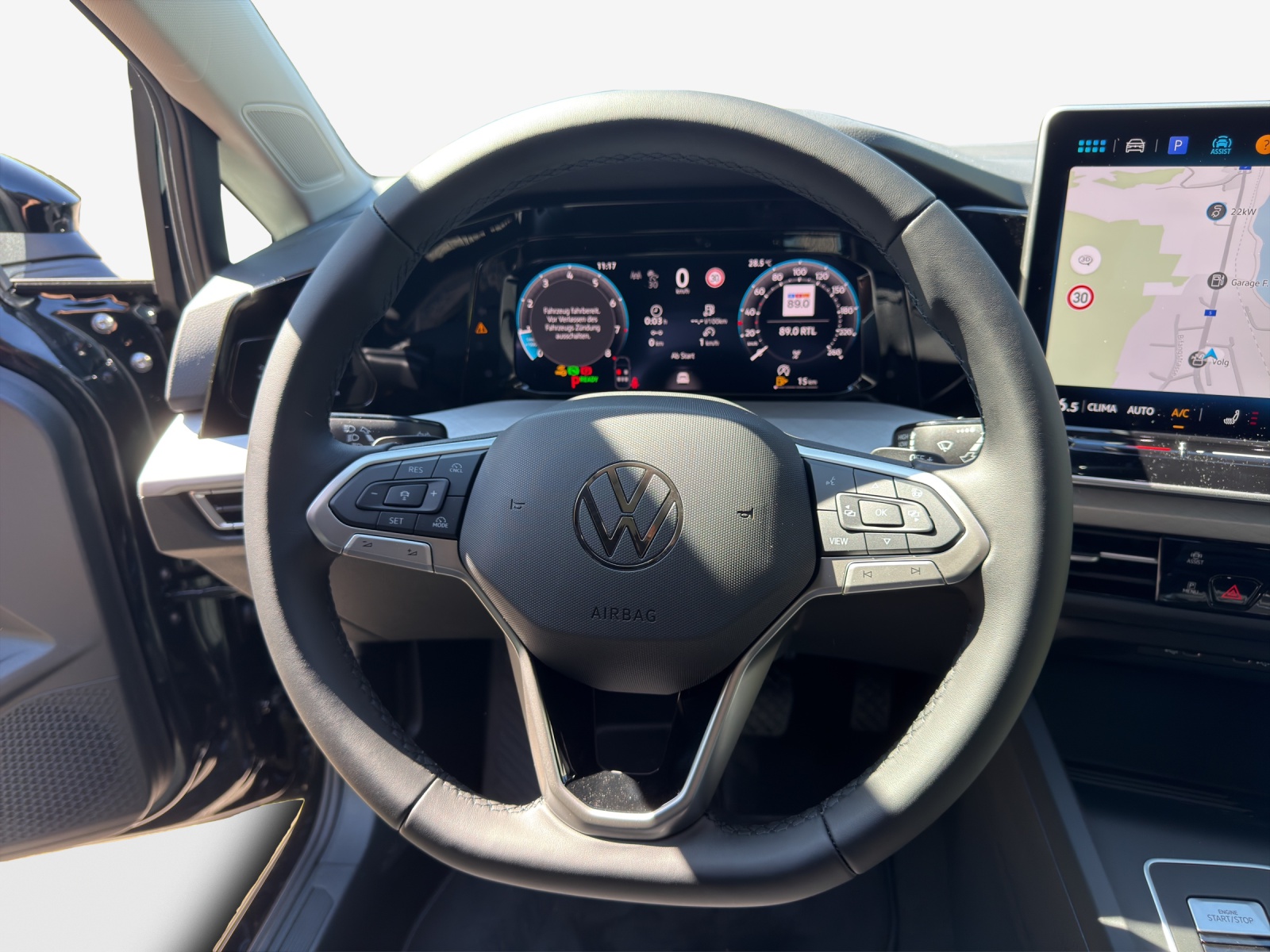 VW Golf 1.5 e TSI mHEV United DSG-image-9