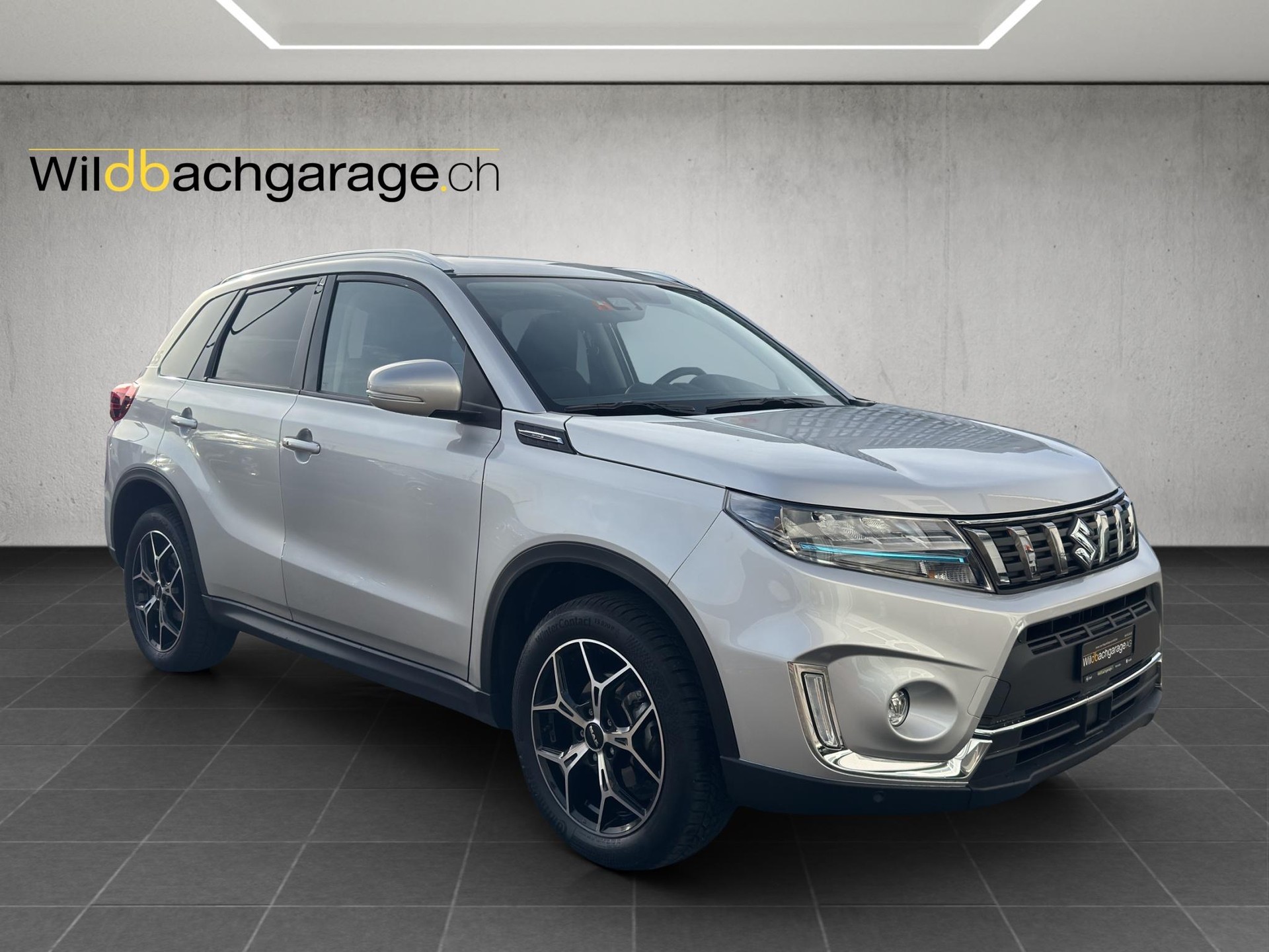SUZUKI Vitara 1.5 Top Hybrid Edition 35 4x4-image-6