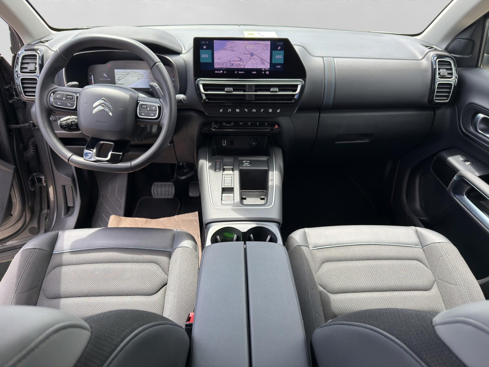 CITROEN C5 Aircross 1.2 Hybrid Swiss Edition-image-7