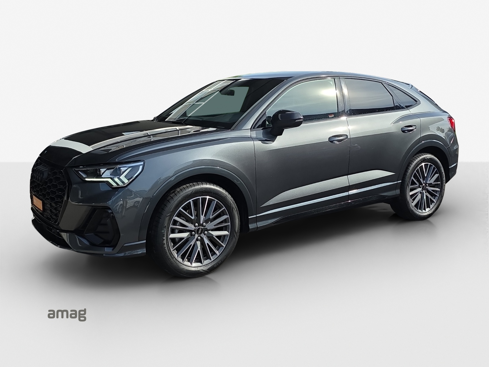 AUDI Q3 Sportback 40 TFSI S line quattro S-tronic-image-0