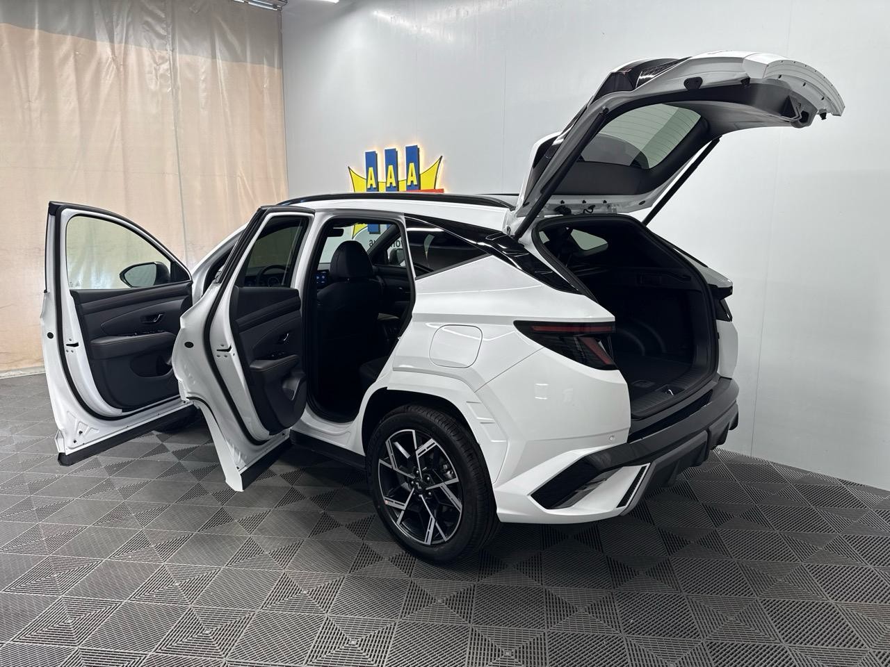 HYUNDAI Tucson 1.6 TGDI N-Line 4WD DCT-image-14