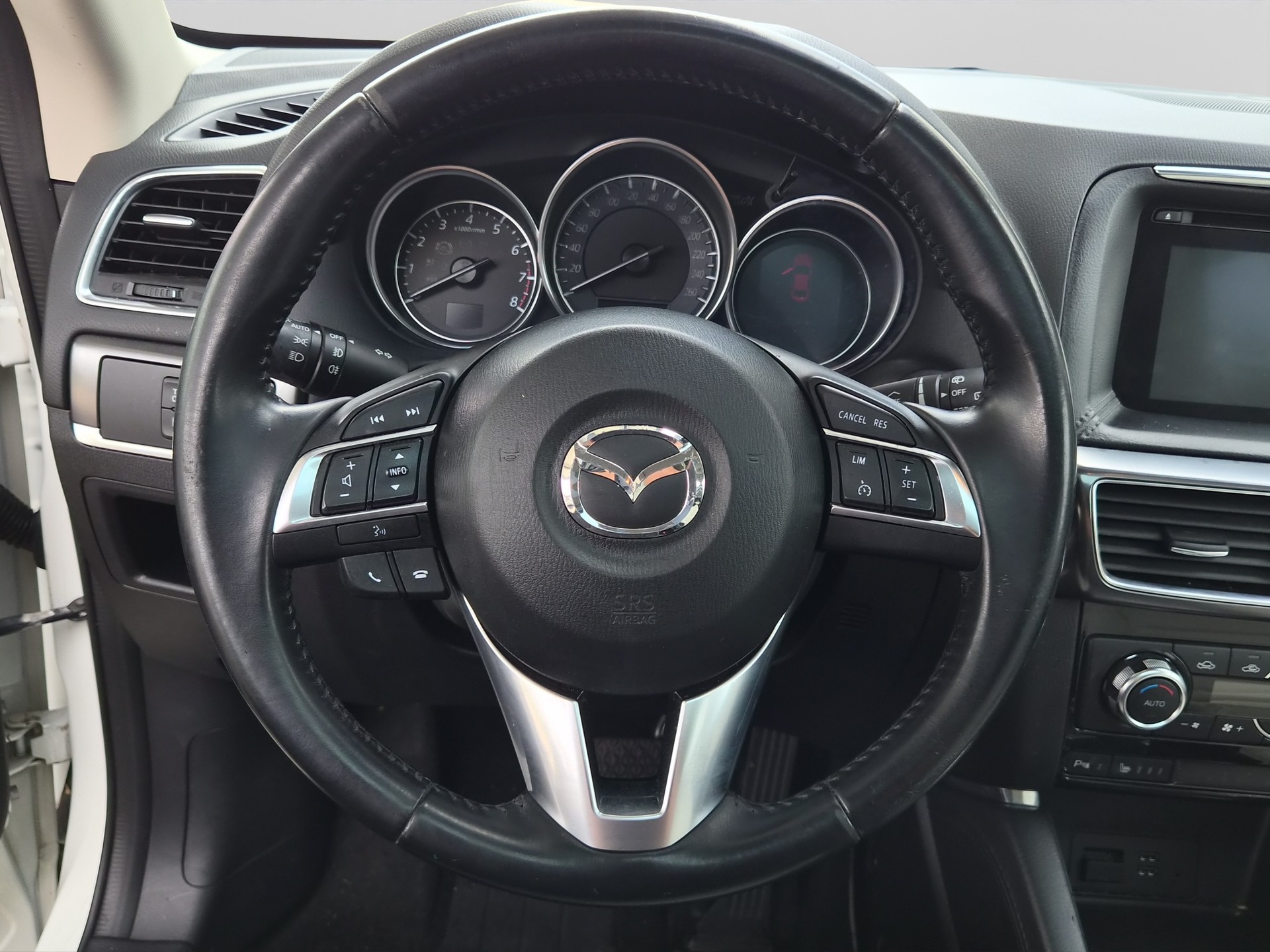 MAZDA CX-5 2.0 Revolution AWD-image-16