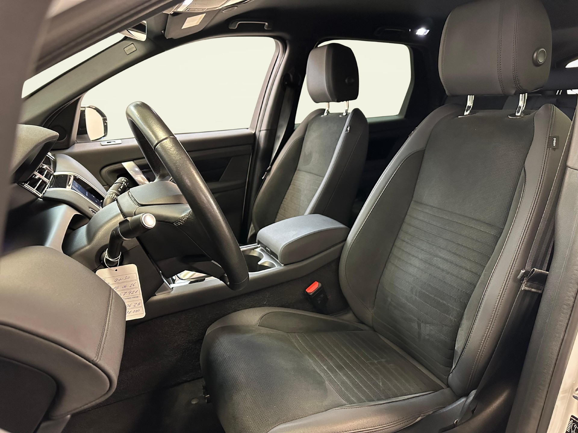 LAND ROVER Discovery Sport 2.0 SD4 200 S-image-4