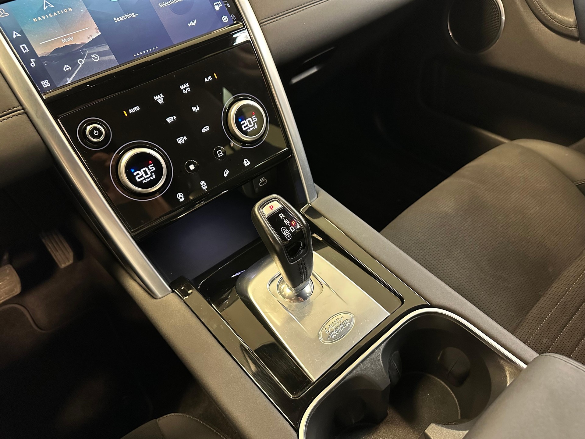 LAND ROVER Discovery Sport 2.0 SD4 200 S-image-8