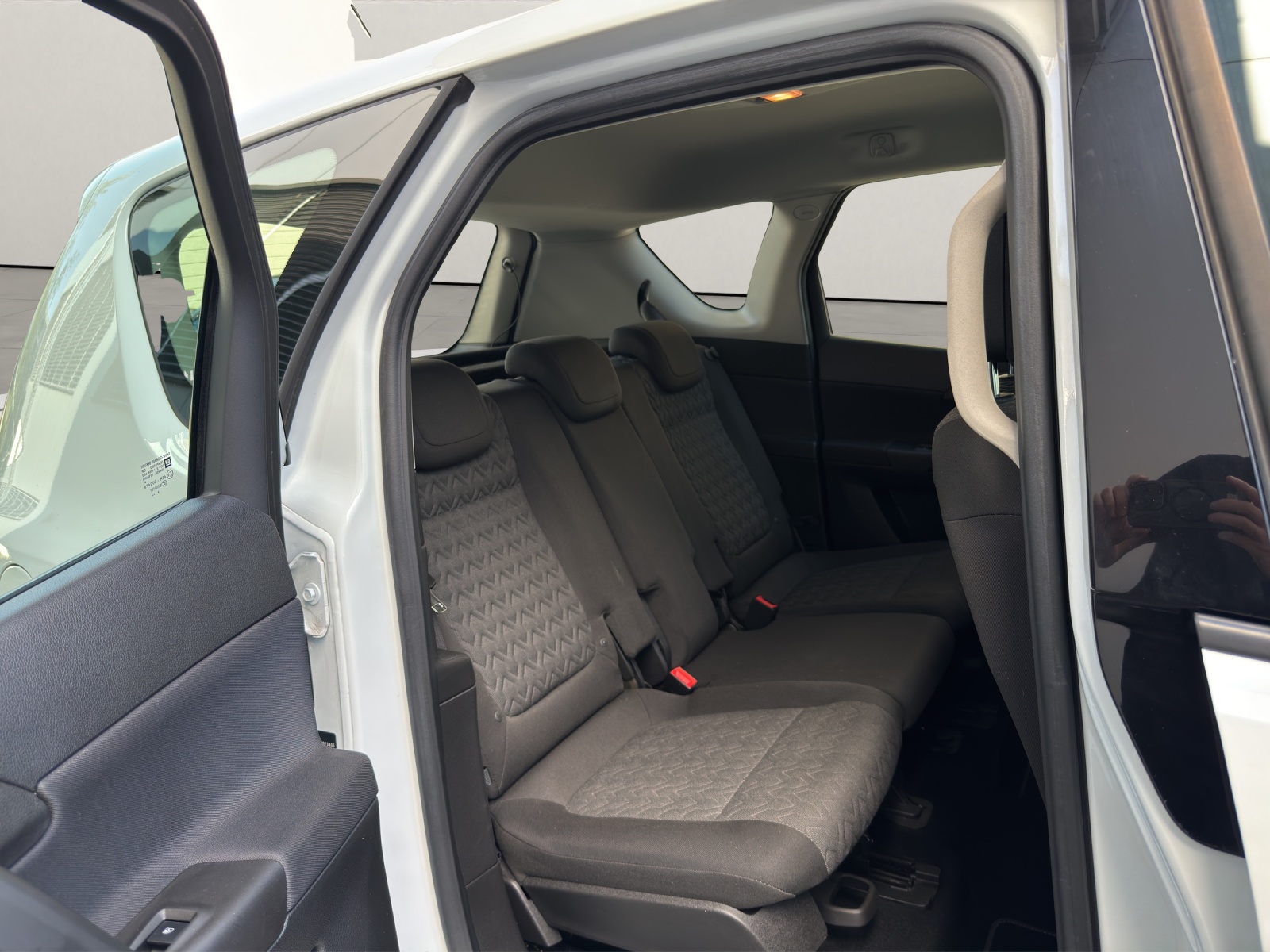 OPEL Meriva 1.4 Turbo Active Edition Automatic-image-13