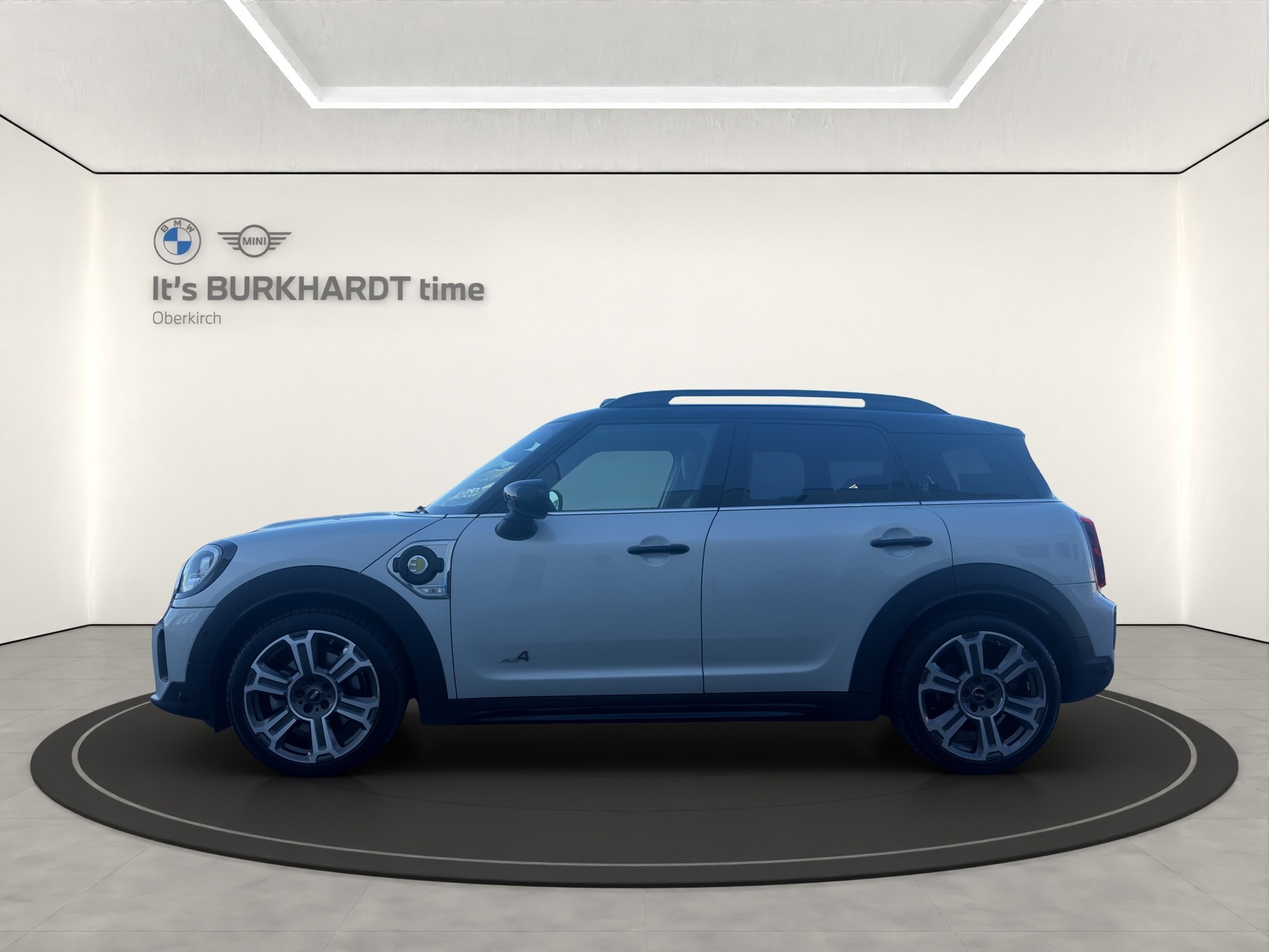 MINI Countryman CooperSE ALL4-showroom-element-1