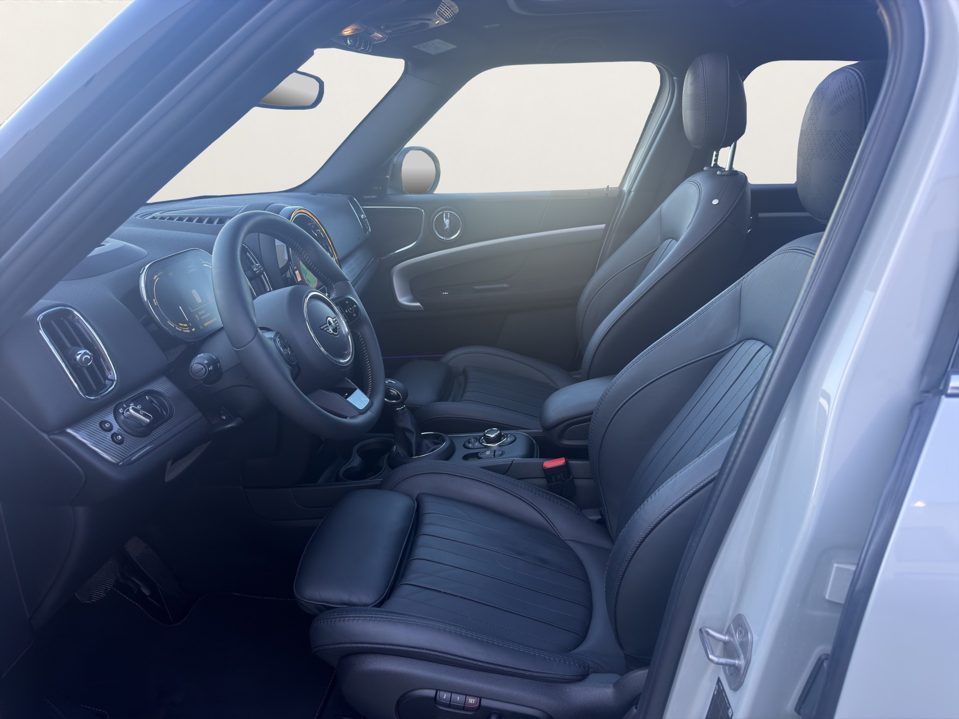 MINI Countryman CooperSE ALL4-image-9
