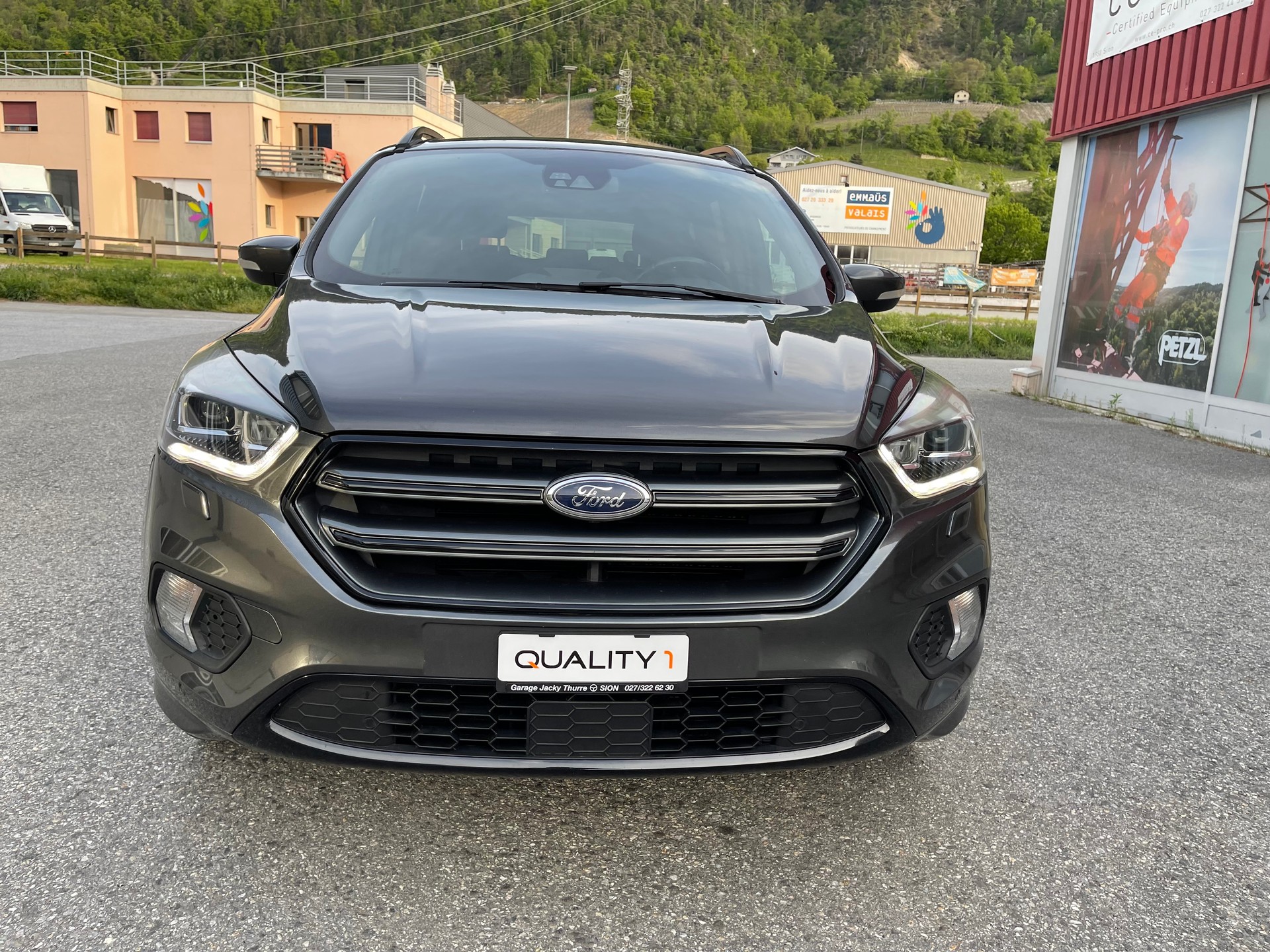 FORD Kuga 1.5 SCTi Titanium 4WD Automatic-image-10