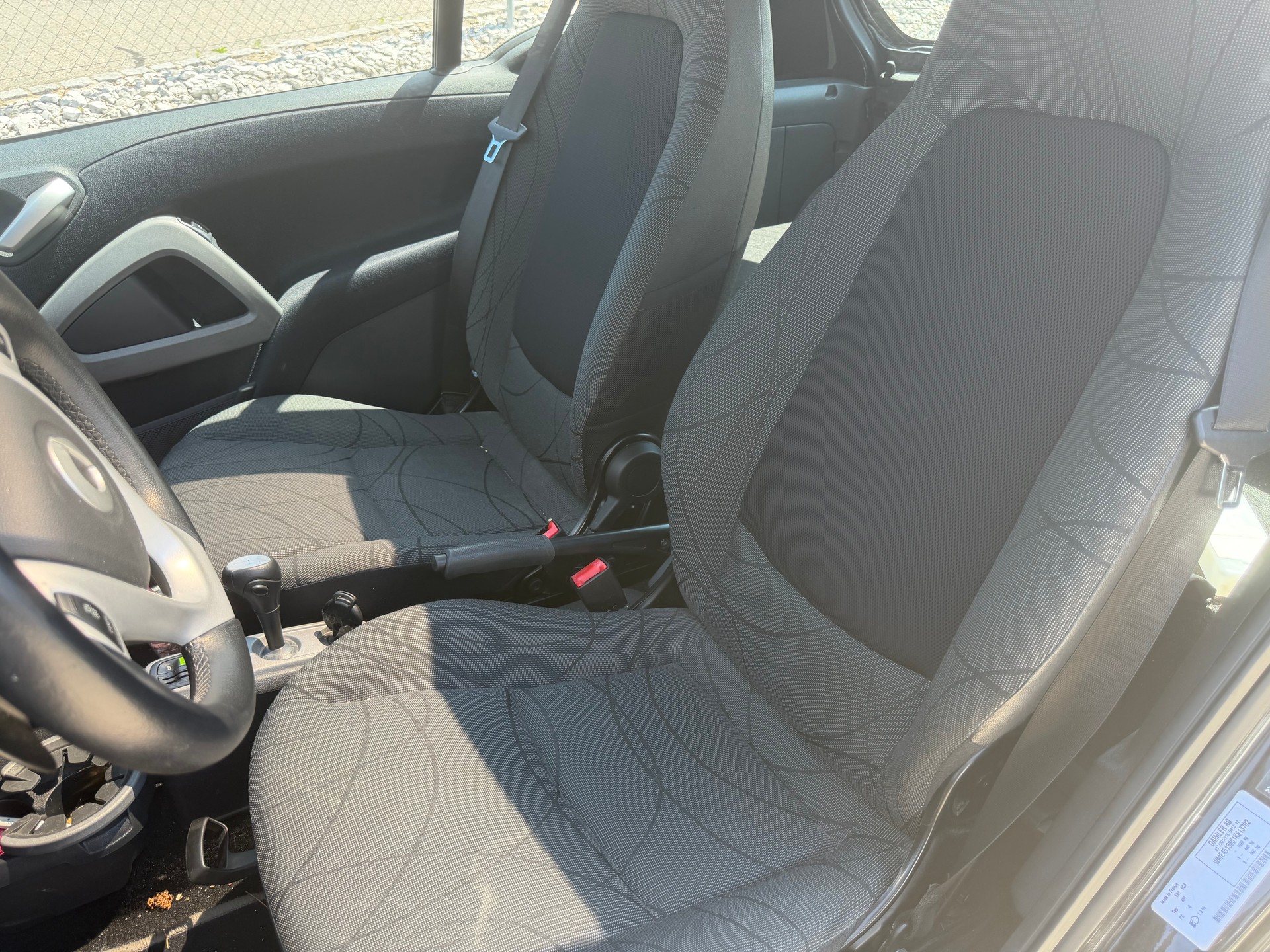 SMART FORTWO-image-6