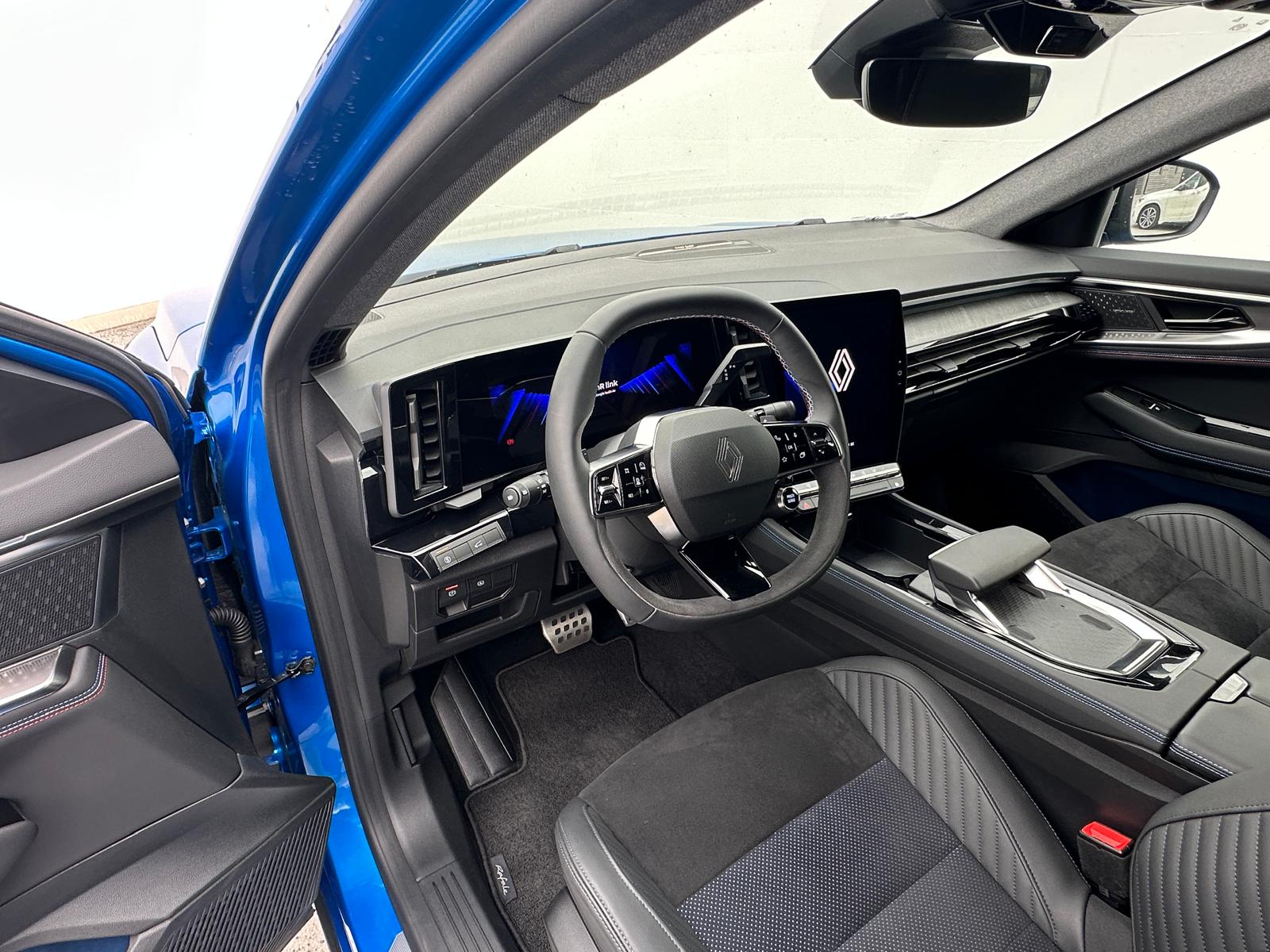 RENAULT Rafale 1.2 E-Tech Hybrid 200 Esprit Alpine-image-5