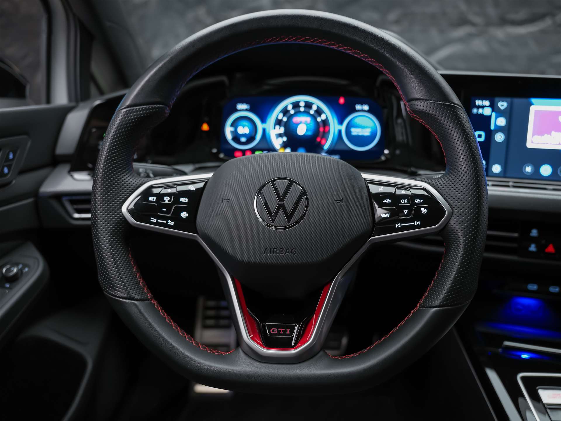 VW Golf 2.0 TSI GTI Clubsport DSG *Abstandsregler*Lenkradheizung*Sitzheizung*-image-25