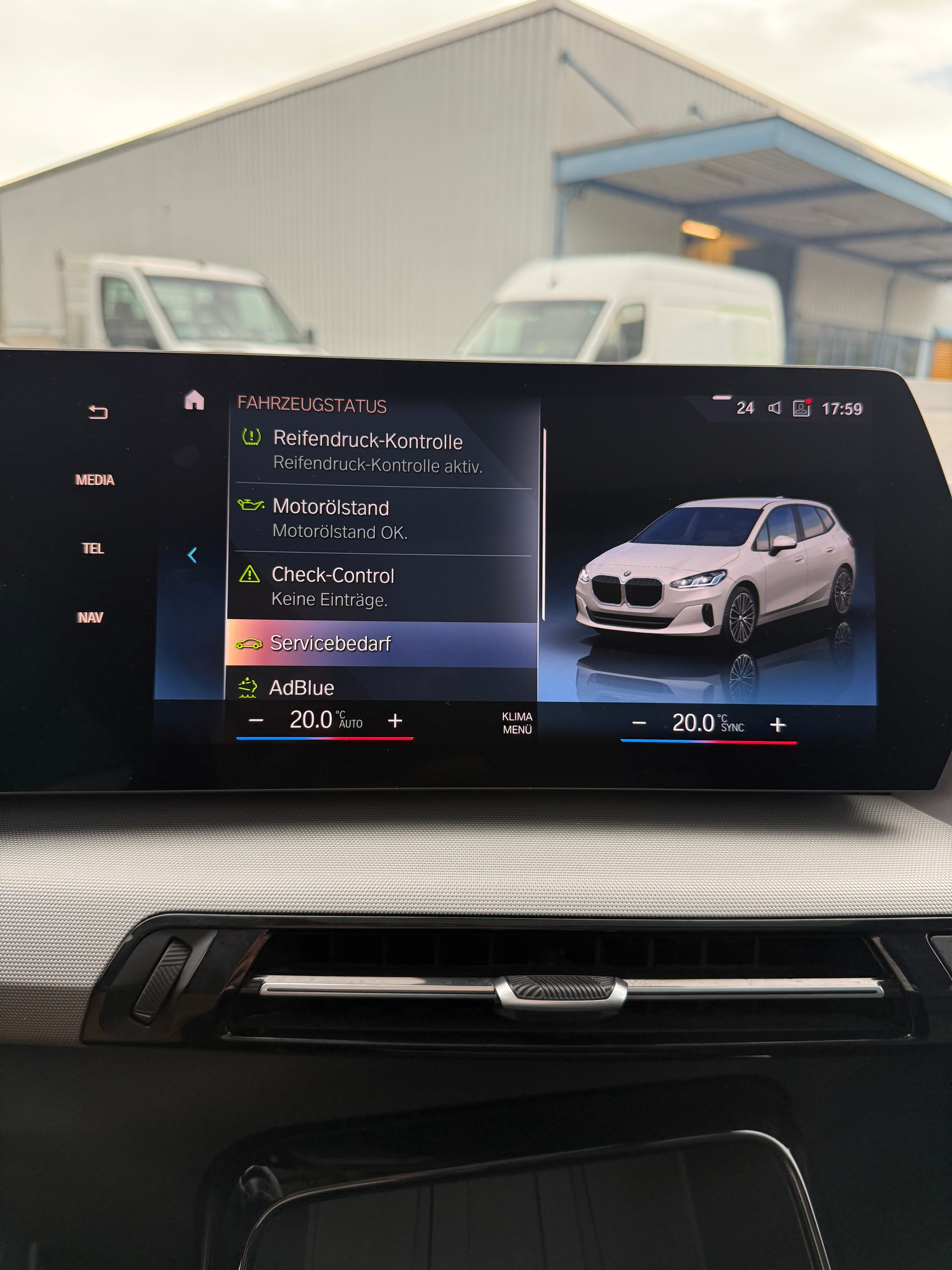 BMW 223d Active Tourer xDrive DKG Swiss-image-28