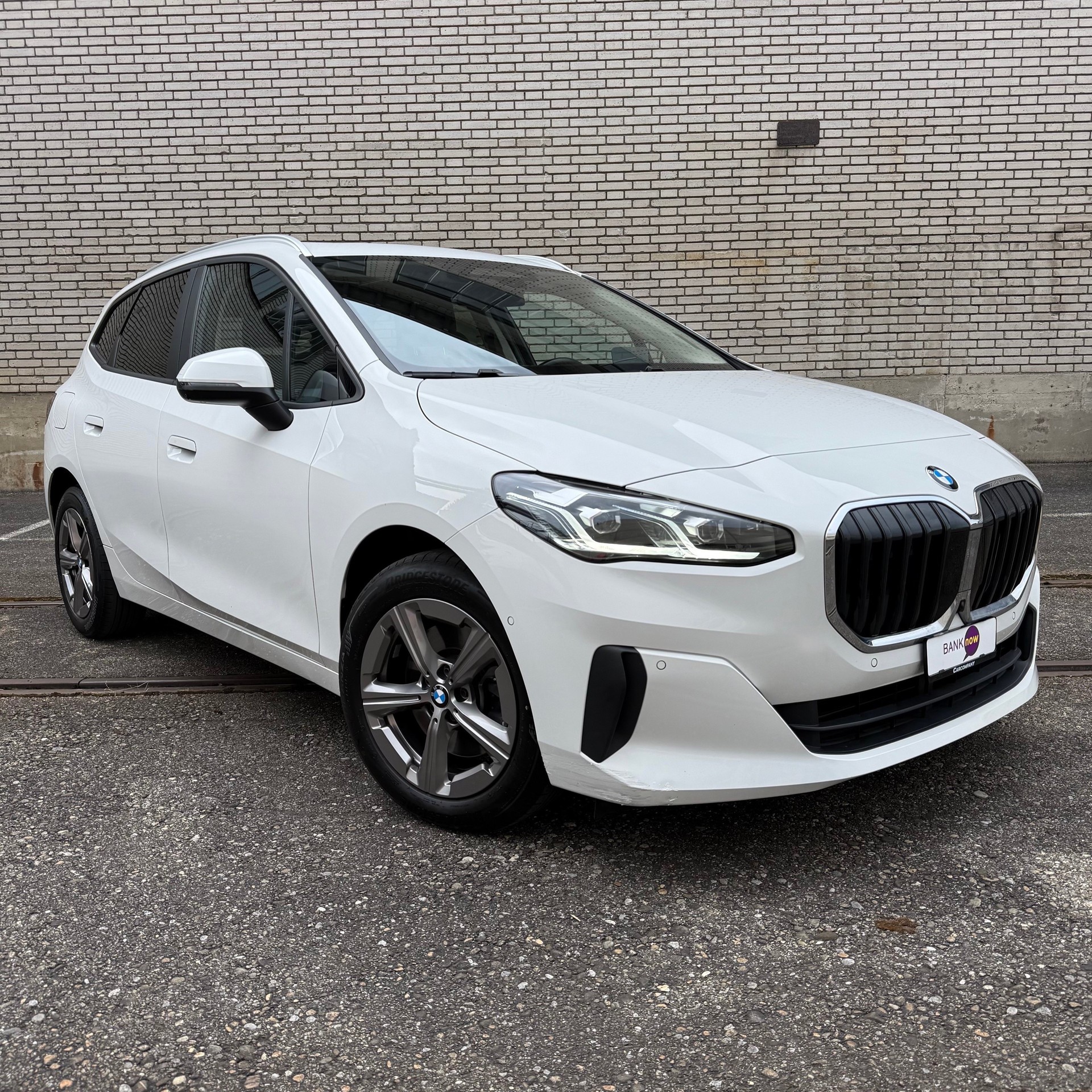 BMW 223d Active Tourer xDrive DKG Swiss-image-1