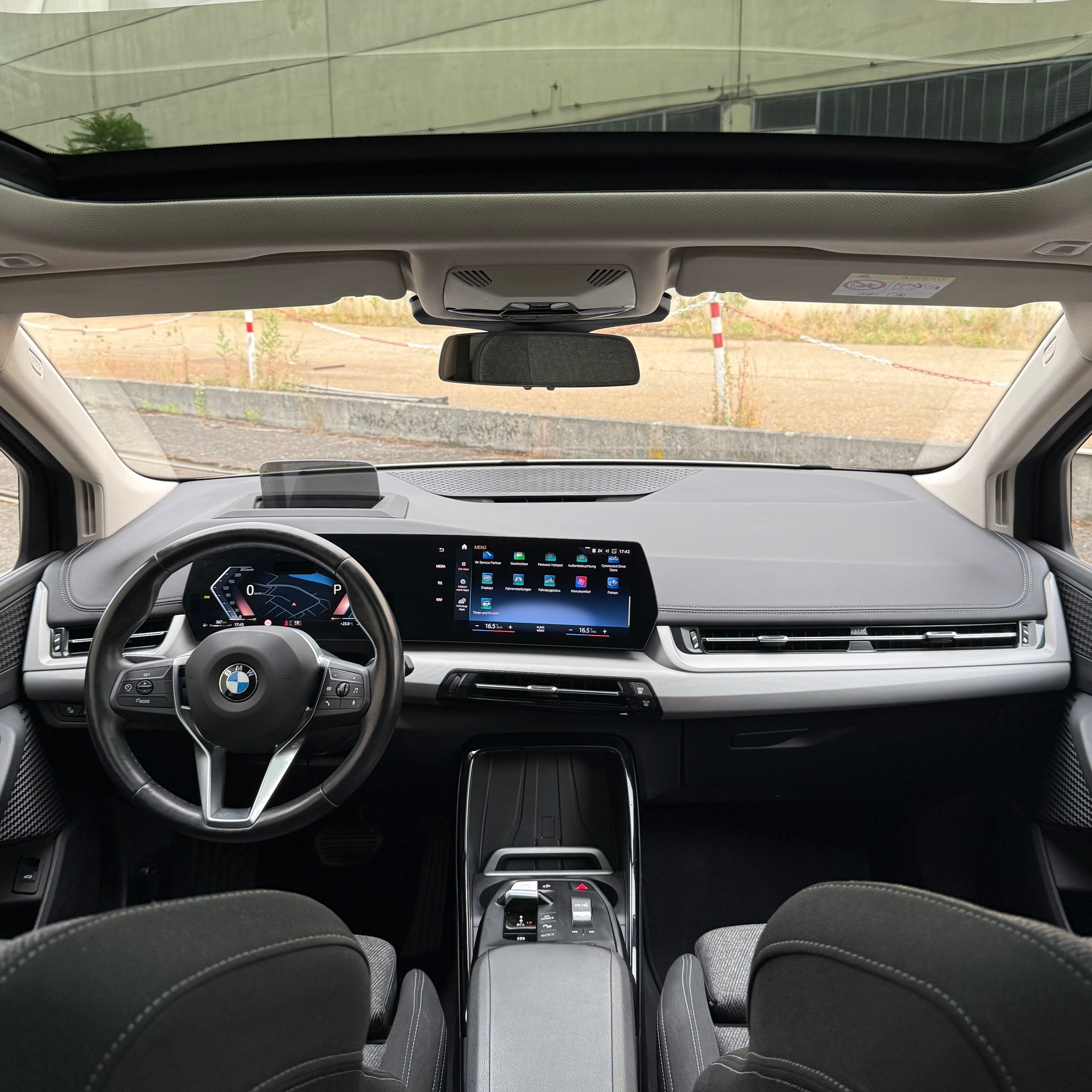 BMW 223d Active Tourer xDrive DKG Swiss-image-8