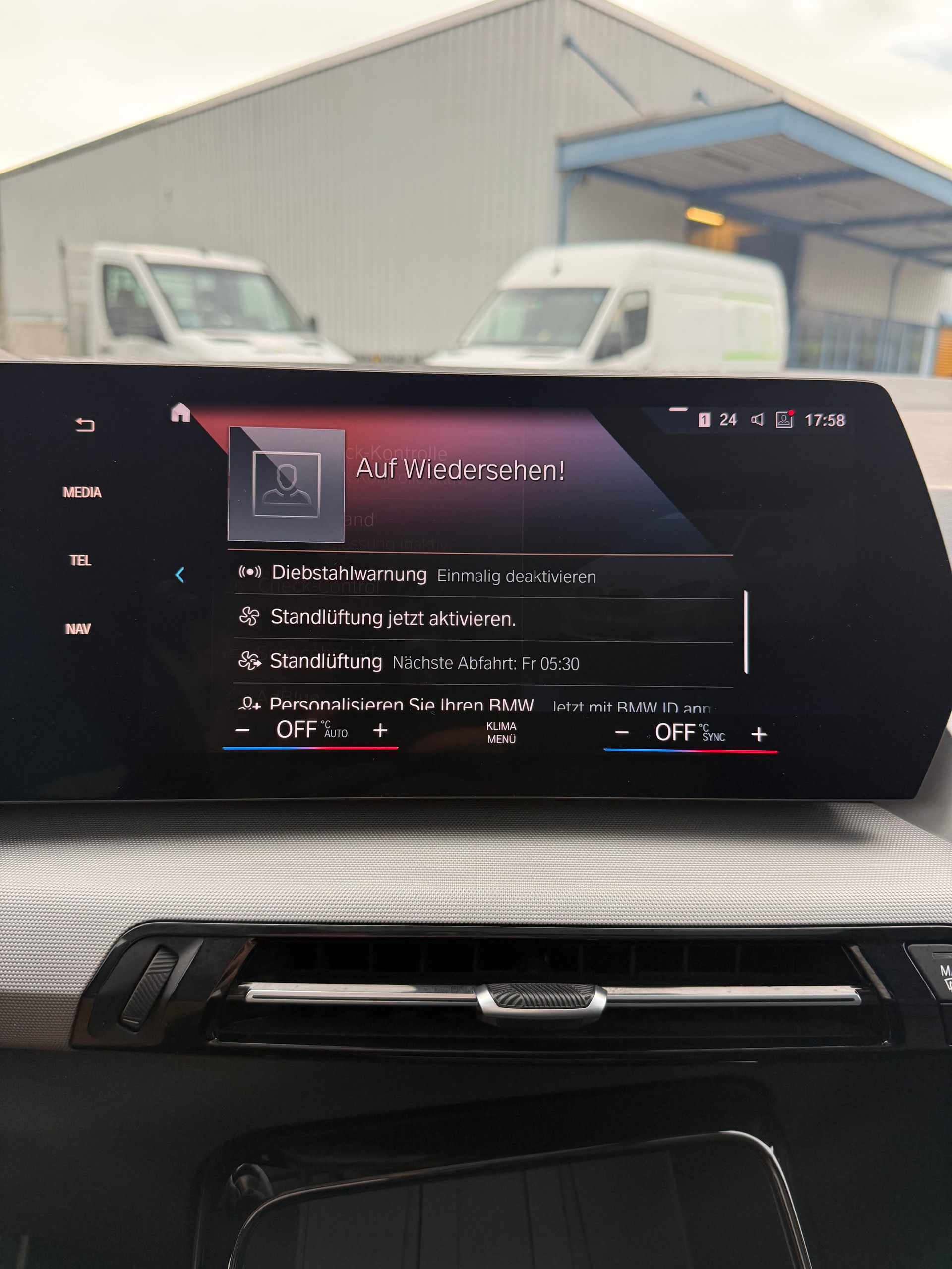 BMW 223d Active Tourer xDrive DKG Swiss-image-27