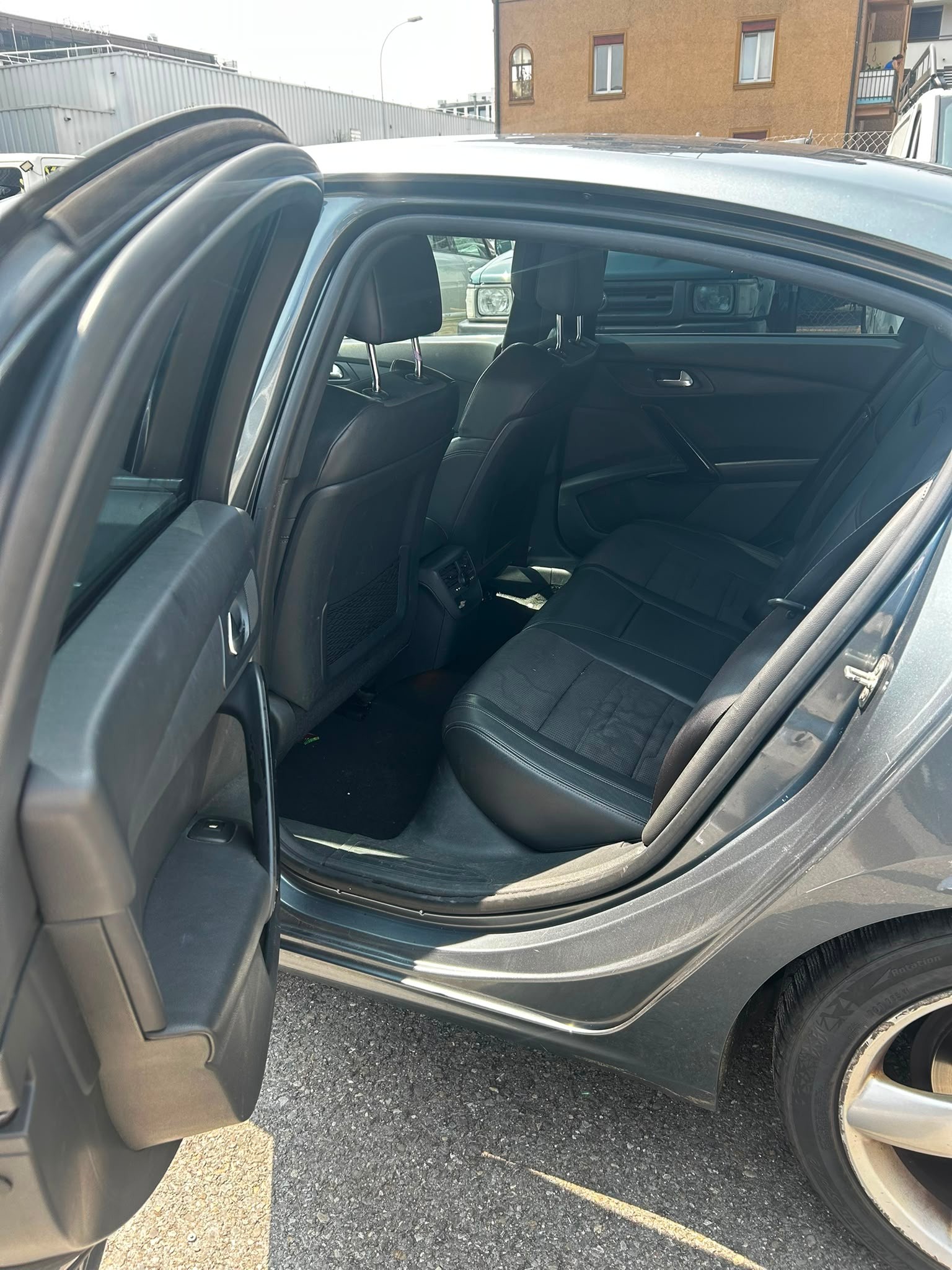 PEUGEOT 508 2.2 HDI GT Automatic-image-8