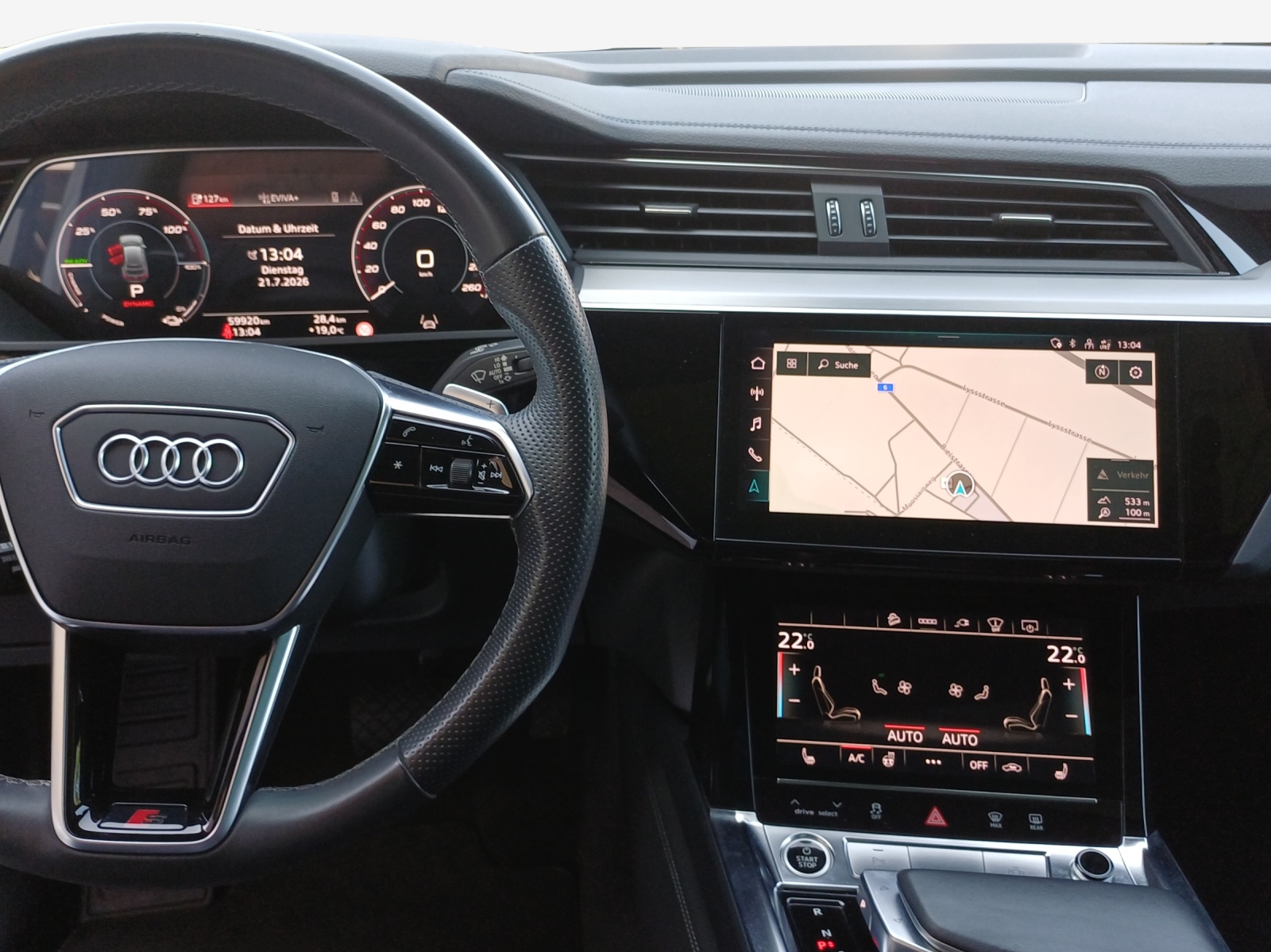AUDI e-tron 55 Sportback S Line Black Edition quattro-image-9