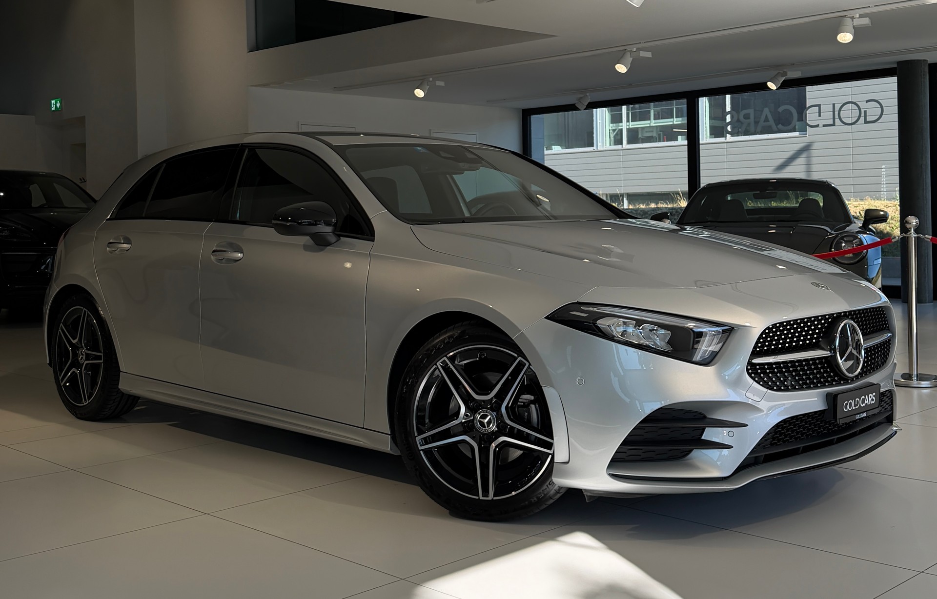 MERCEDES-BENZ A 200 AMG Line 7G-DCT-image-1
