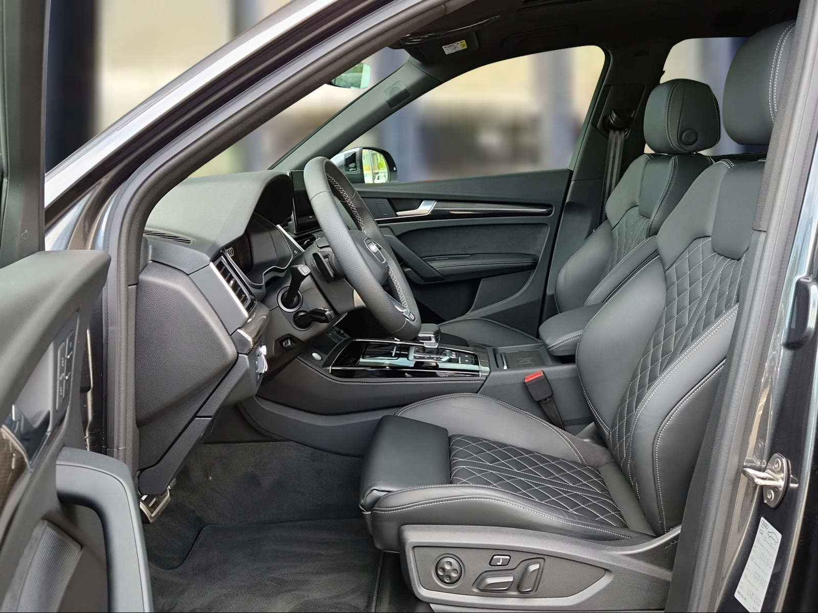 AUDI SQ5 TDI quattro tiptronic Daytonagrau Perleffekt-image-8