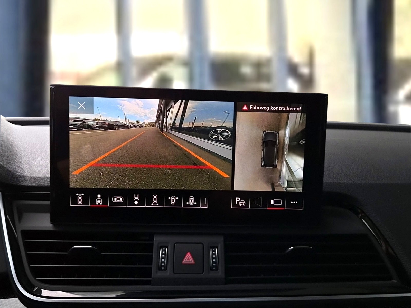 AUDI SQ5 TDI quattro tiptronic Daytonagrau Perleffekt-image-12