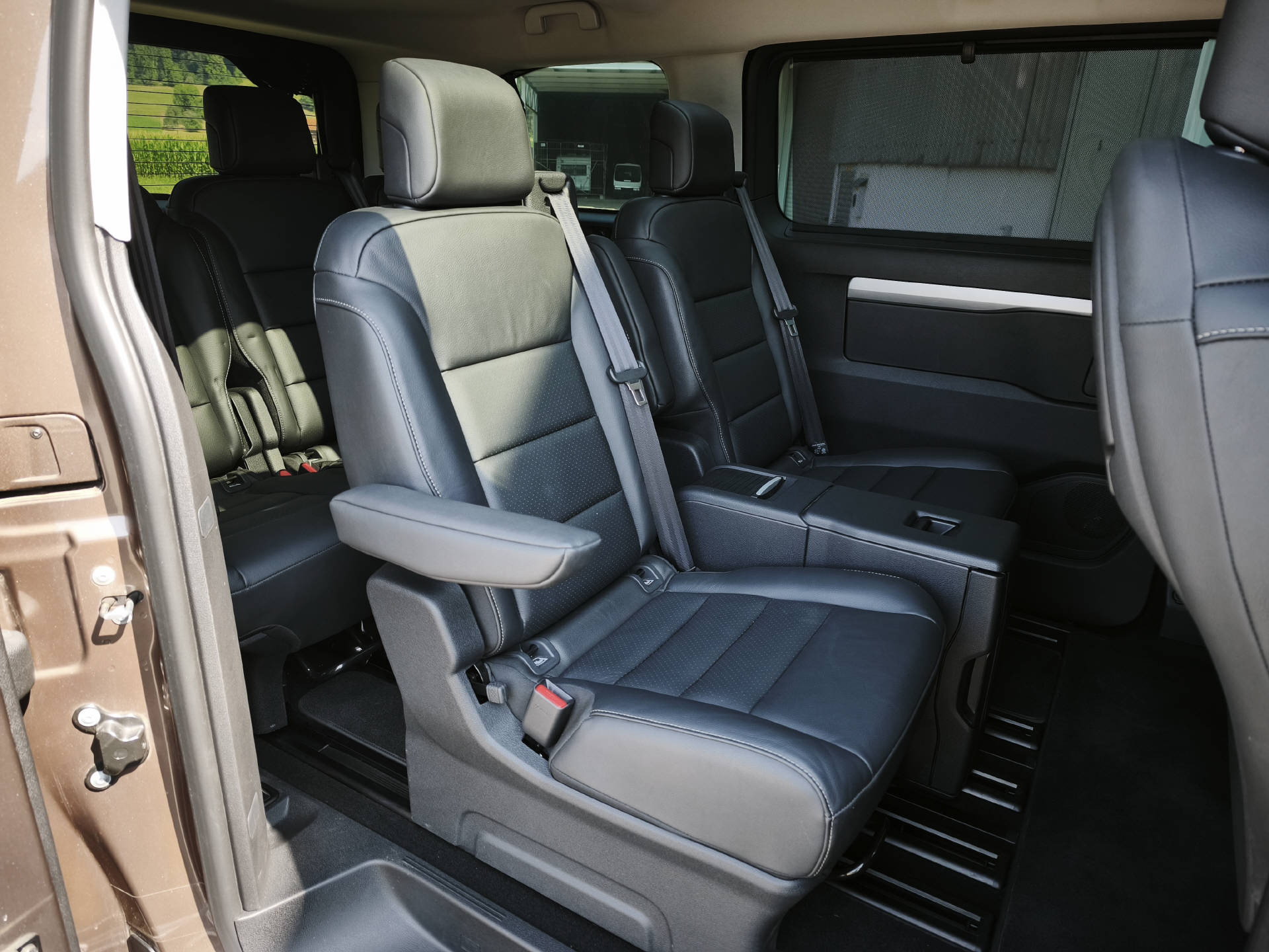 TOYOTA PROACE Verso L1 2.0 D VIP-image-9