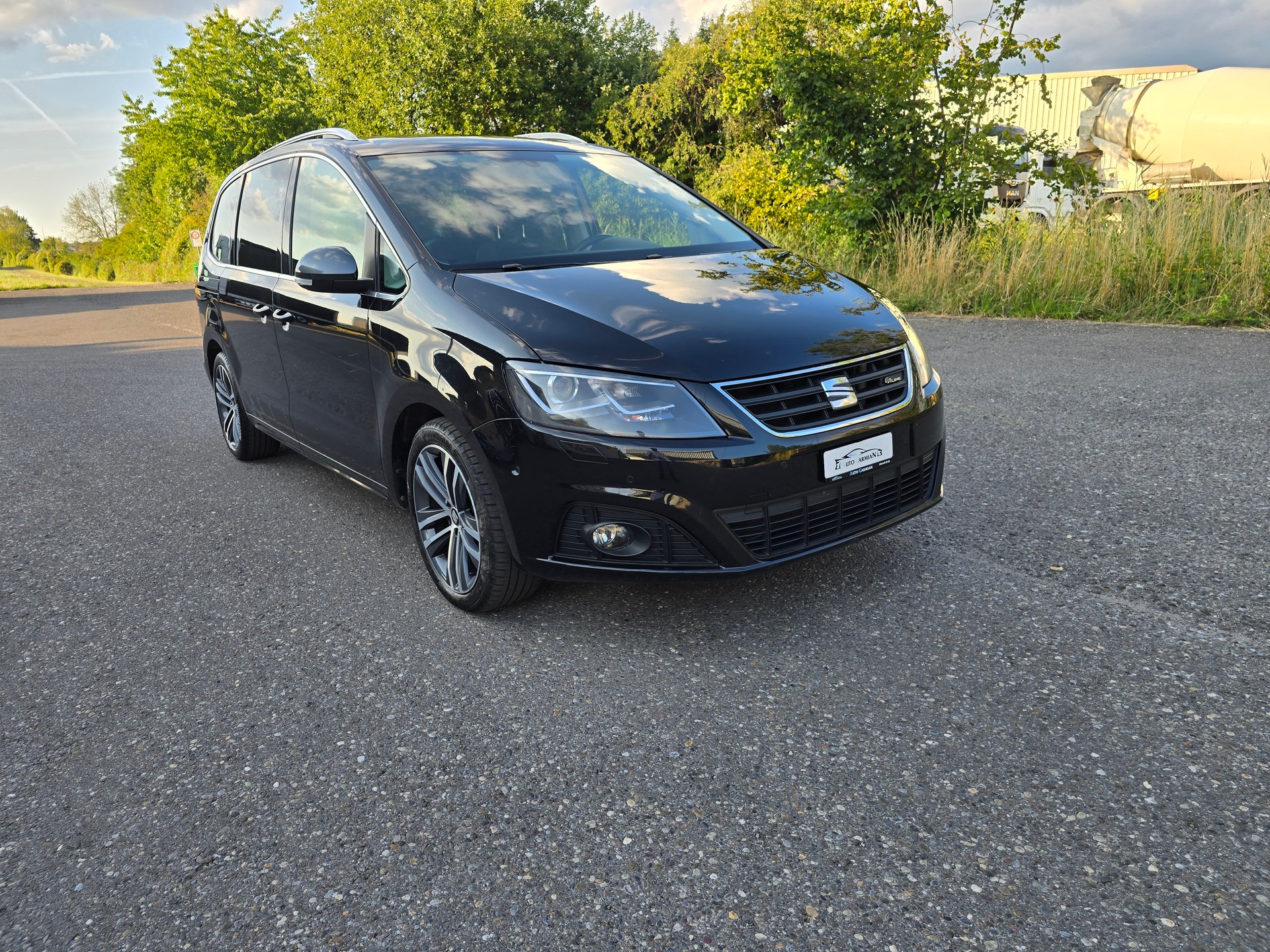 SEAT Alhambra 1.4 TSI FR Line DSG-image-1