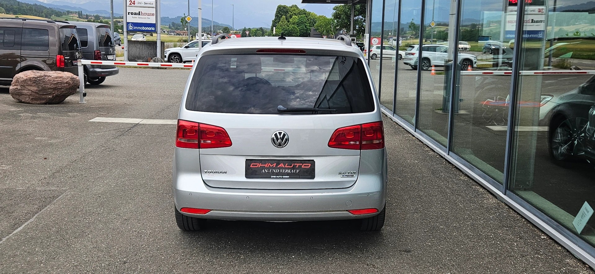 VW Touran 2.0 TDI BMT Comfortline DSG-image-4