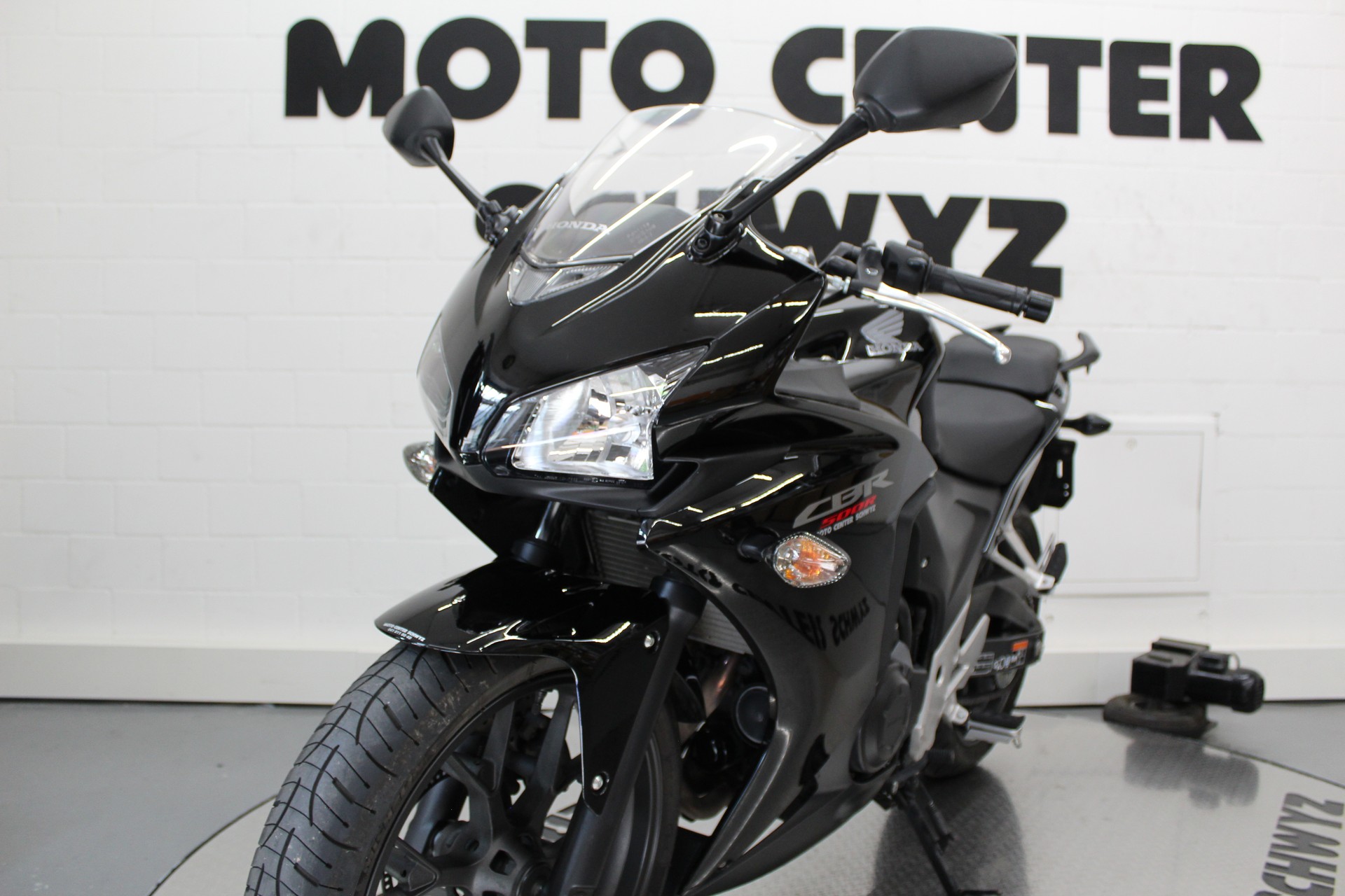 HONDA CBR 500 RA ABS-image-4