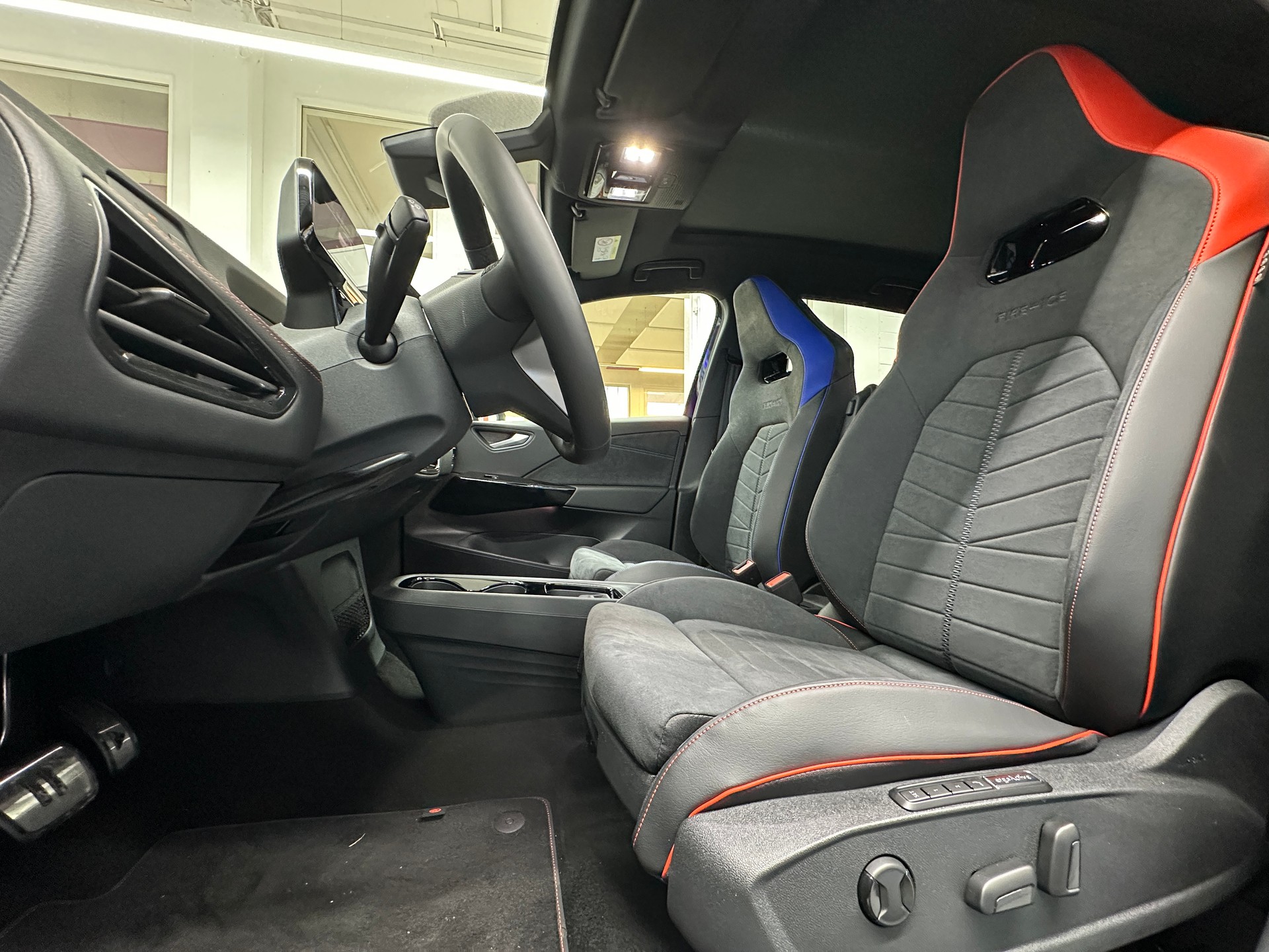 VW ID.3 GTX Performance 79 kWh GTX Fire+Ice-image-7