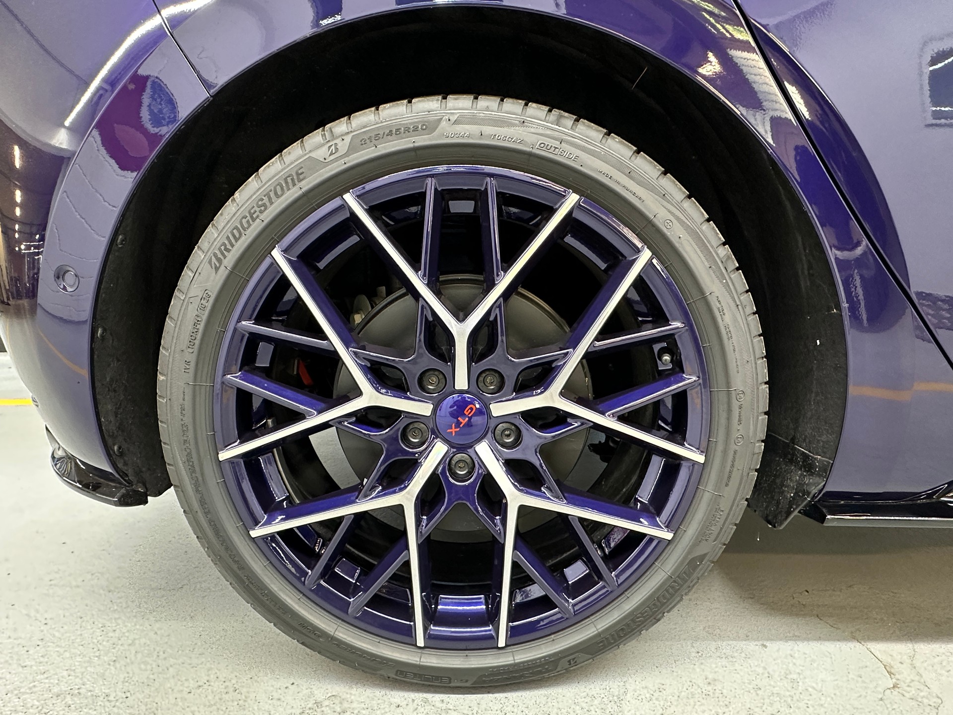 VW ID.3 GTX Performance 79 kWh GTX Fire+Ice-image-6