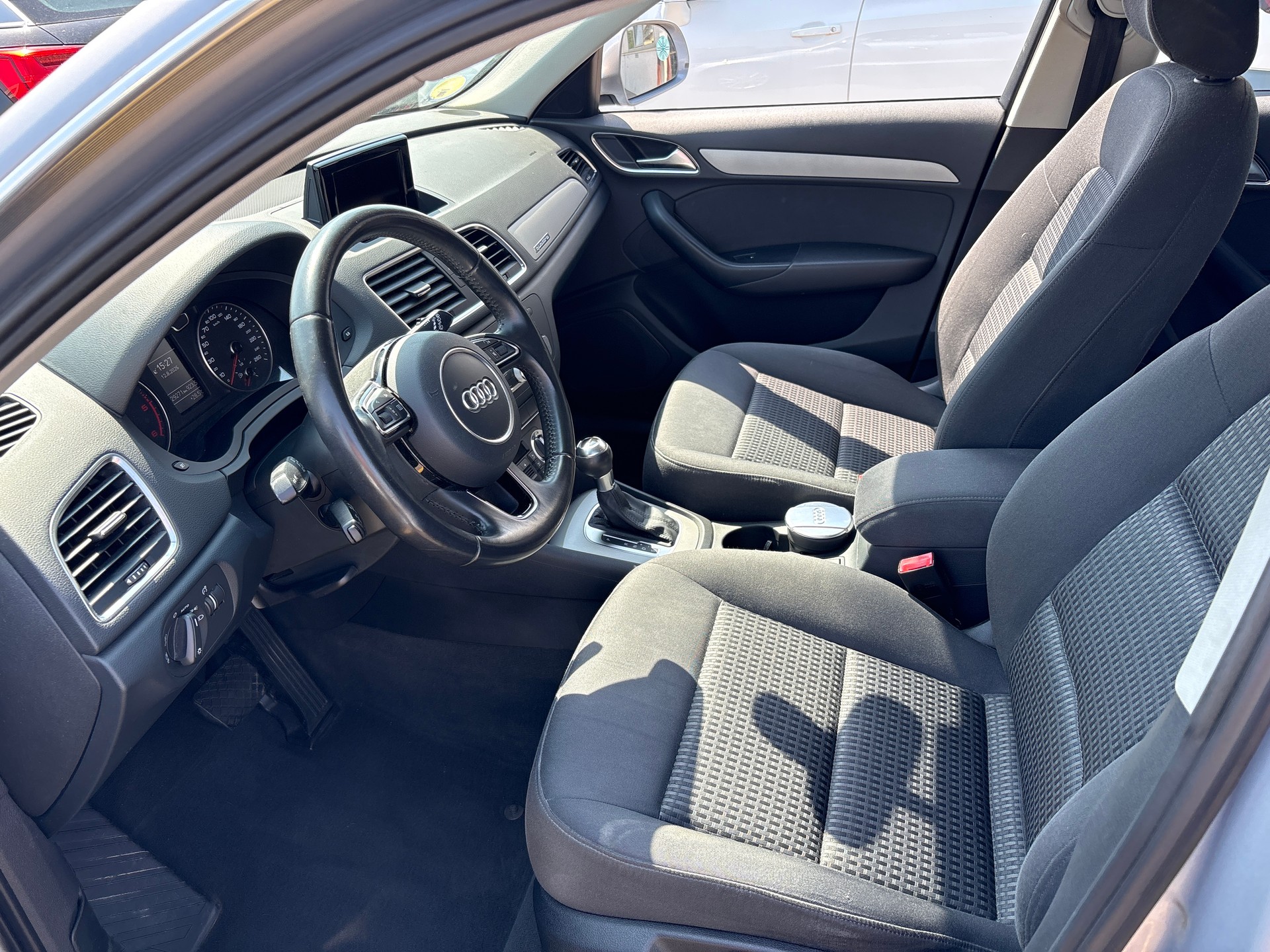 AUDI Q3 2.0 TDI quattro S-tronic-image-7