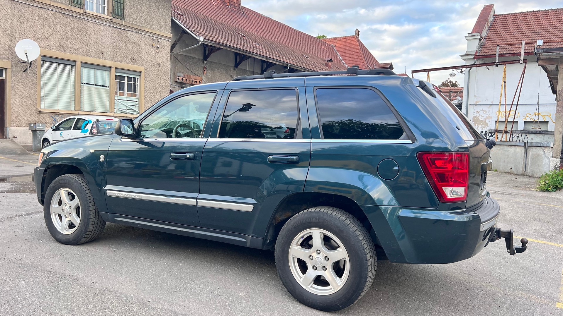 JEEP Grand Cherokee 4.7 V8 Limited Automatic-image-3