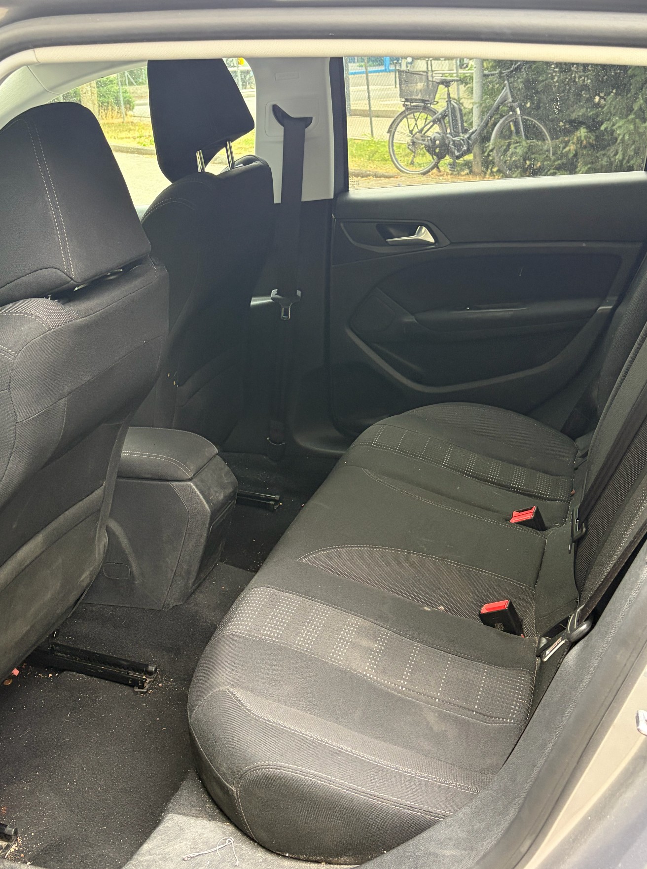 PEUGEOT 1.2 PureTech 130 Allure S/S-image-5