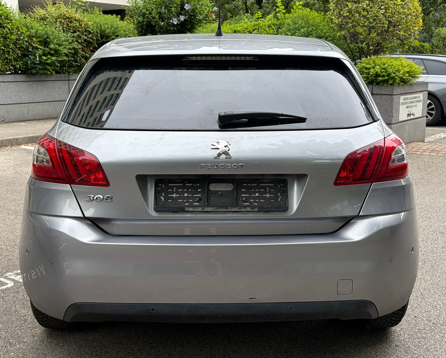 PEUGEOT 1.2 PureTech 130 Allure S/S-image-2