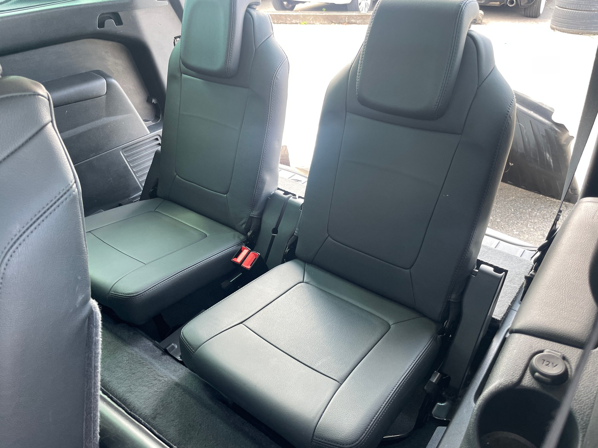 PEUGEOT 5008-image-12