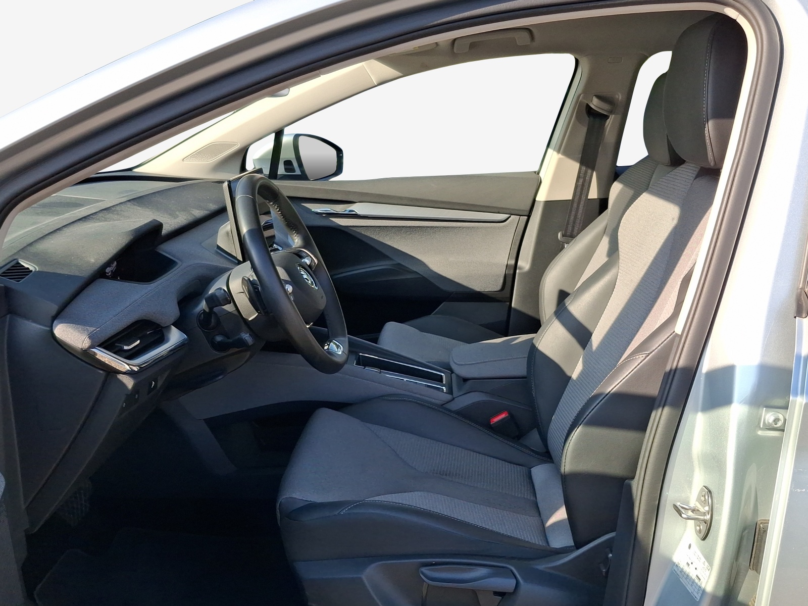 SKODA Enyaq iV 80x-image-8
