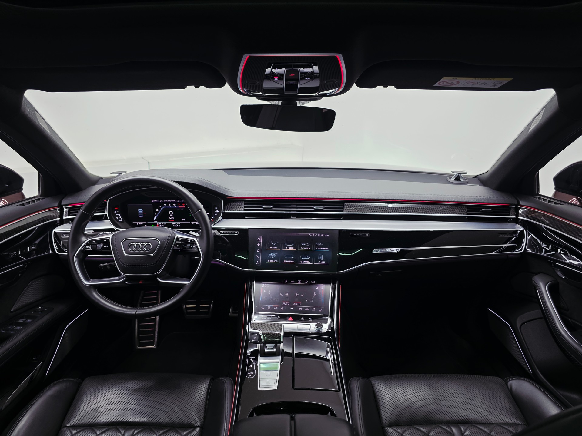 AUDI S8 TFSI quattro tiptronic*1. HAND*EXCLUSIVE LACK*21 ZOLL*SPORTSITZE*B&O 3D*KARBON*-image-11