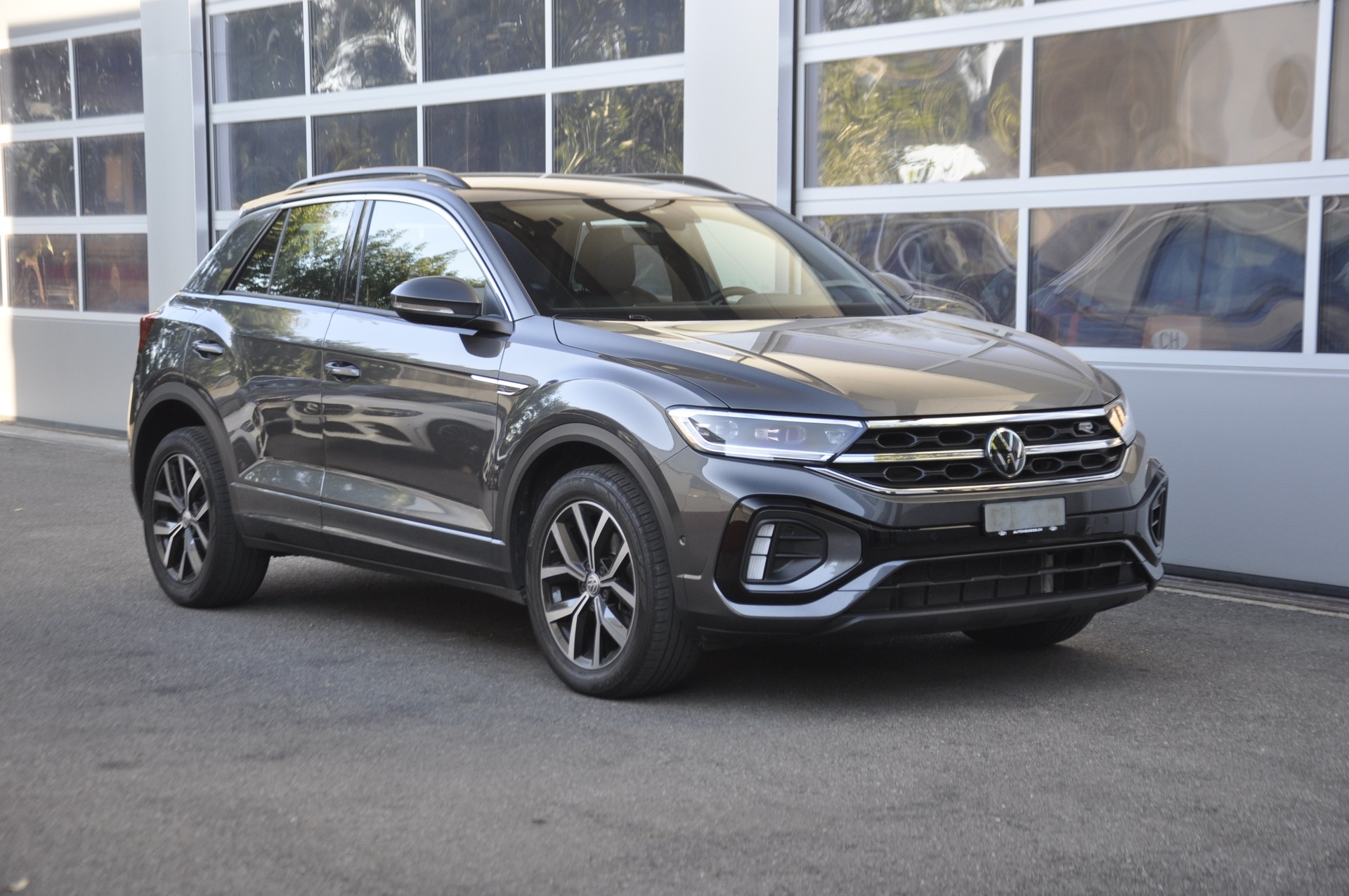 VW T-Roc 1.5 TSI EVO R-Line DSG-image-0
