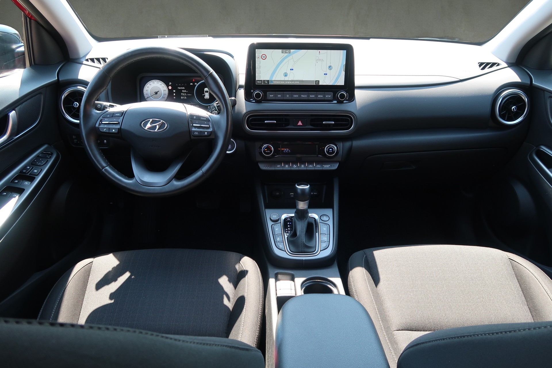 HYUNDAI Kona 1.6 T-GDi Amplia 4WD DCT-image-8